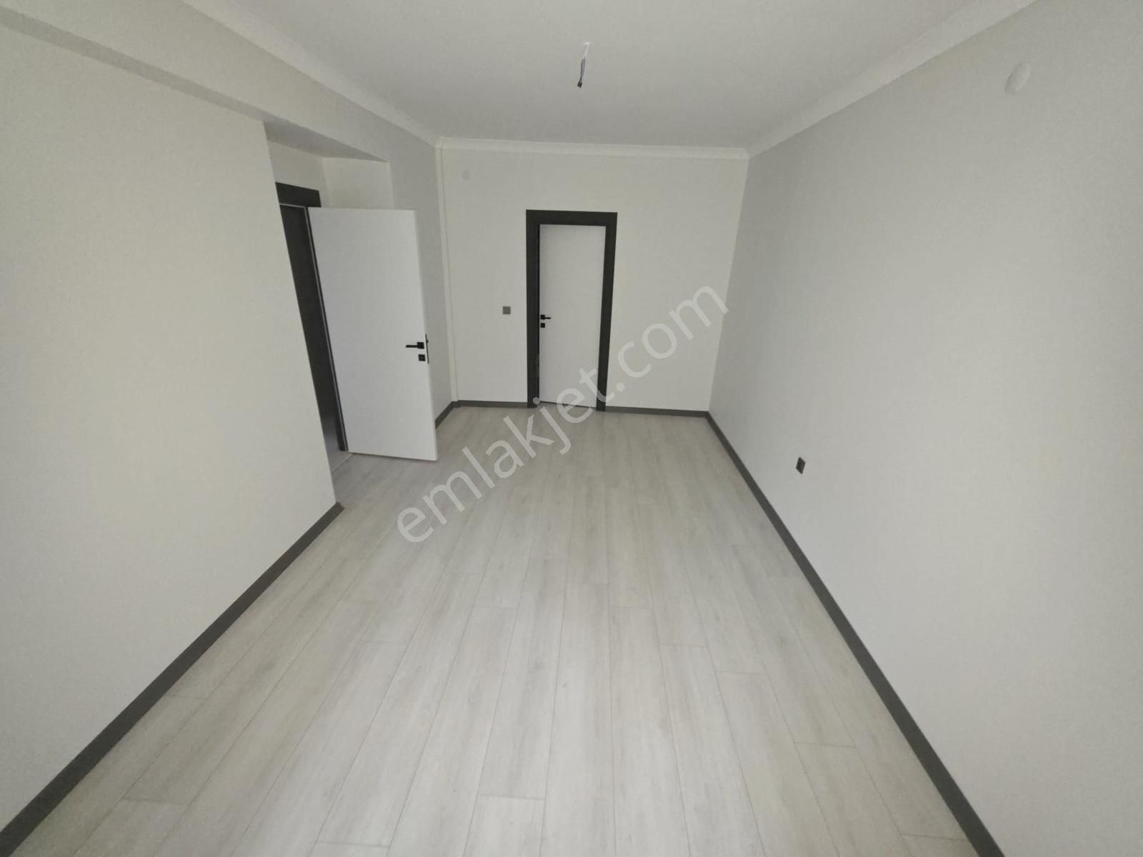 Bağlum Hisar'da Park Manzaralı Katta Asansörlü Sıfır 3+1 Daire - Görsel 8