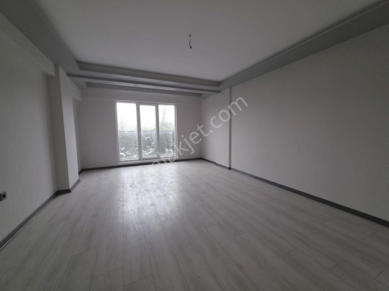 Bağlum Hisar'da Park Manzaralı Katta Asansörlü Sıfır 3+1 Daire - Görsel 14