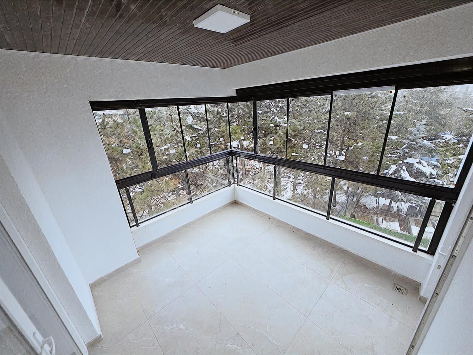 Bağlum Hisar'da Park Manzaralı Katta Asansörlü Sıfır 3+1 Daire - Görsel 10