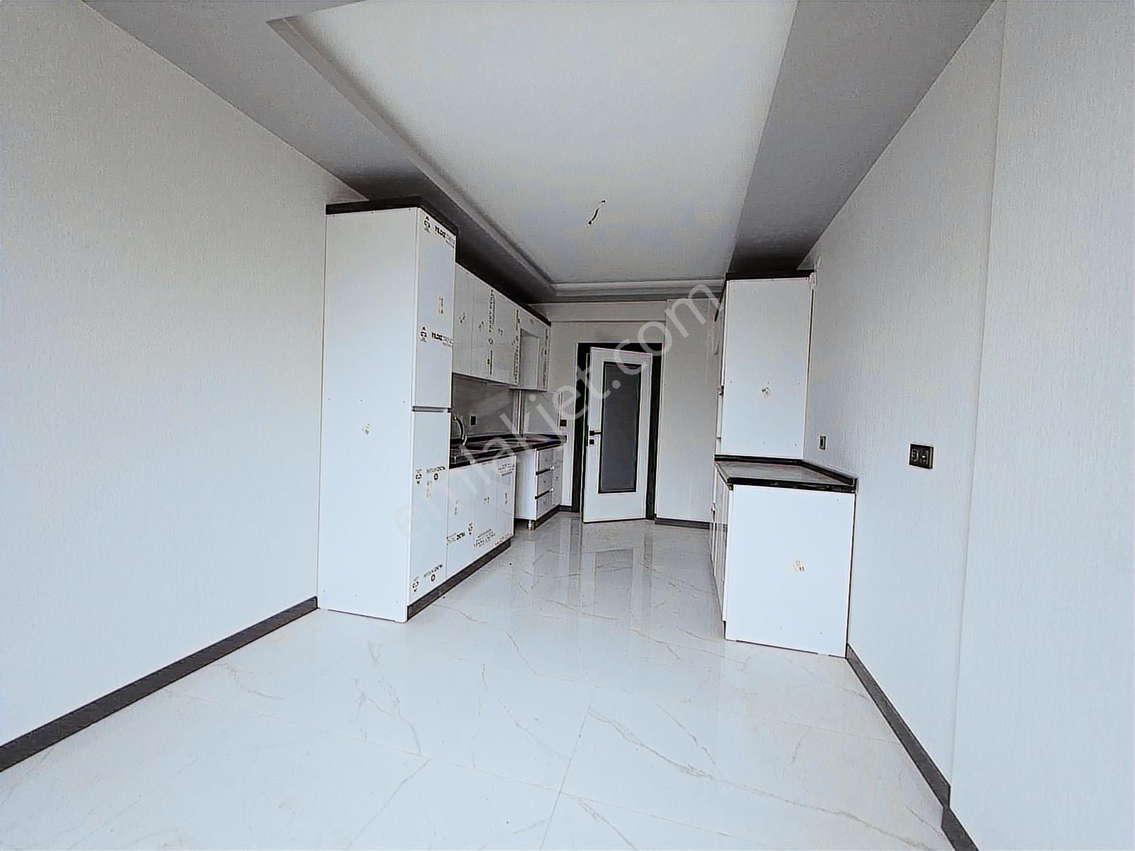 Bağlum Hisar'da Park Manzaralı Katta Asansörlü Sıfır 3+1 Daire - Görsel 5