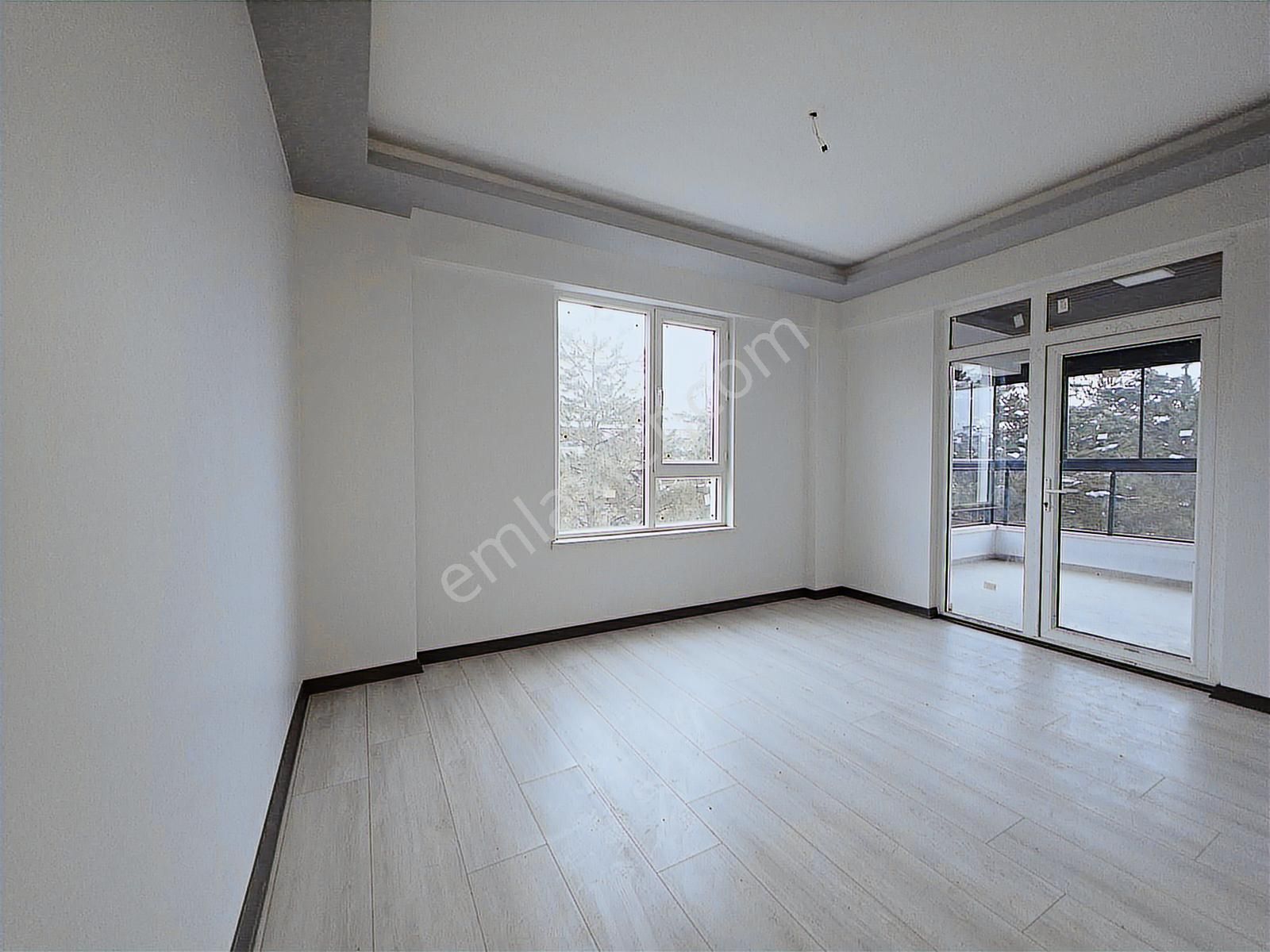 Bağlum Hisar'da Park Manzaralı Katta Asansörlü Sıfır 3+1 Daire - Görsel 17