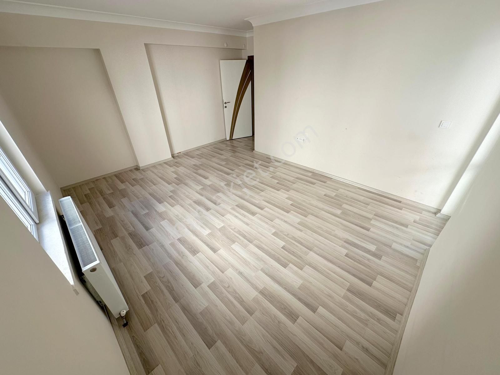 Ufuktepe Sağlık Ocağı Yakını Asansörlü Katta Yapılı 3+1 Daire - Görsel 11