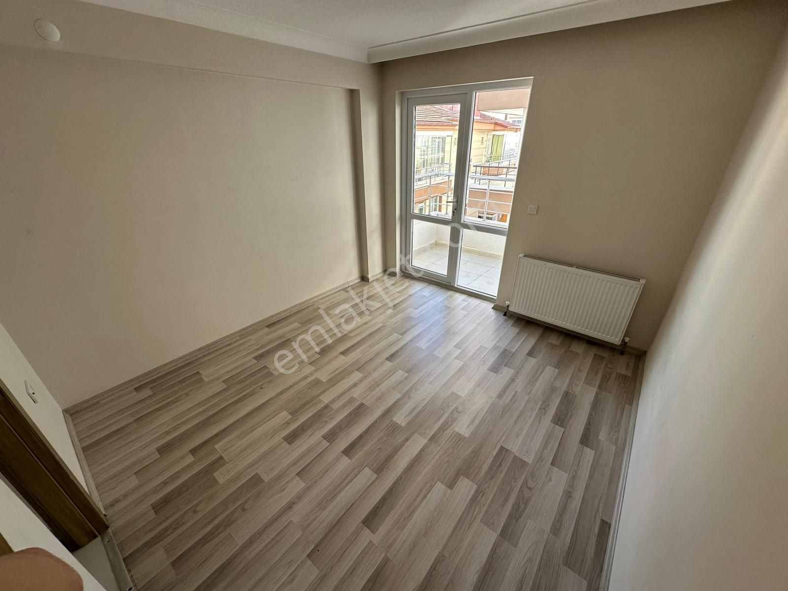 Ufuktepe Sağlık Ocağı Yakını Asansörlü Katta Yapılı 3+1 Daire - Görsel 21