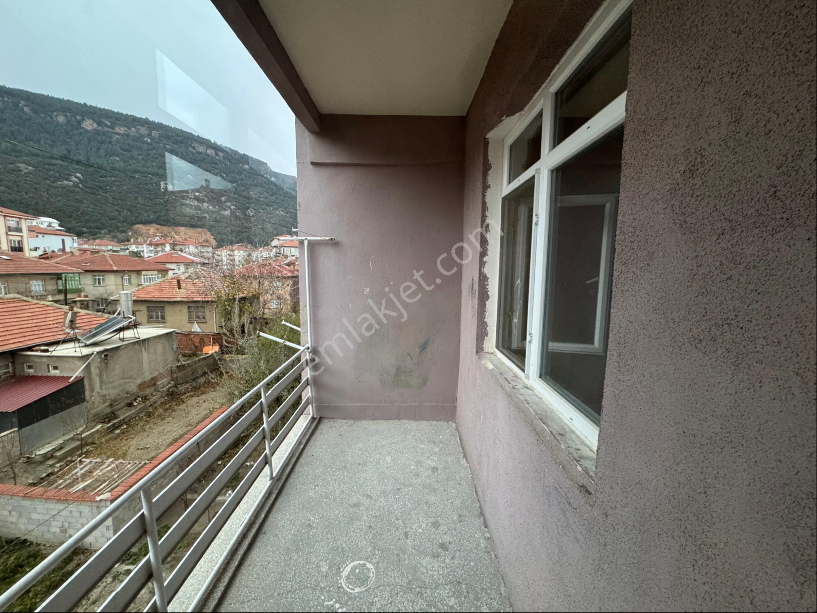 A-k Emlaktan Altunkalem Mah 3+1 Ara Kat Kiralık Daire - Görsel 14