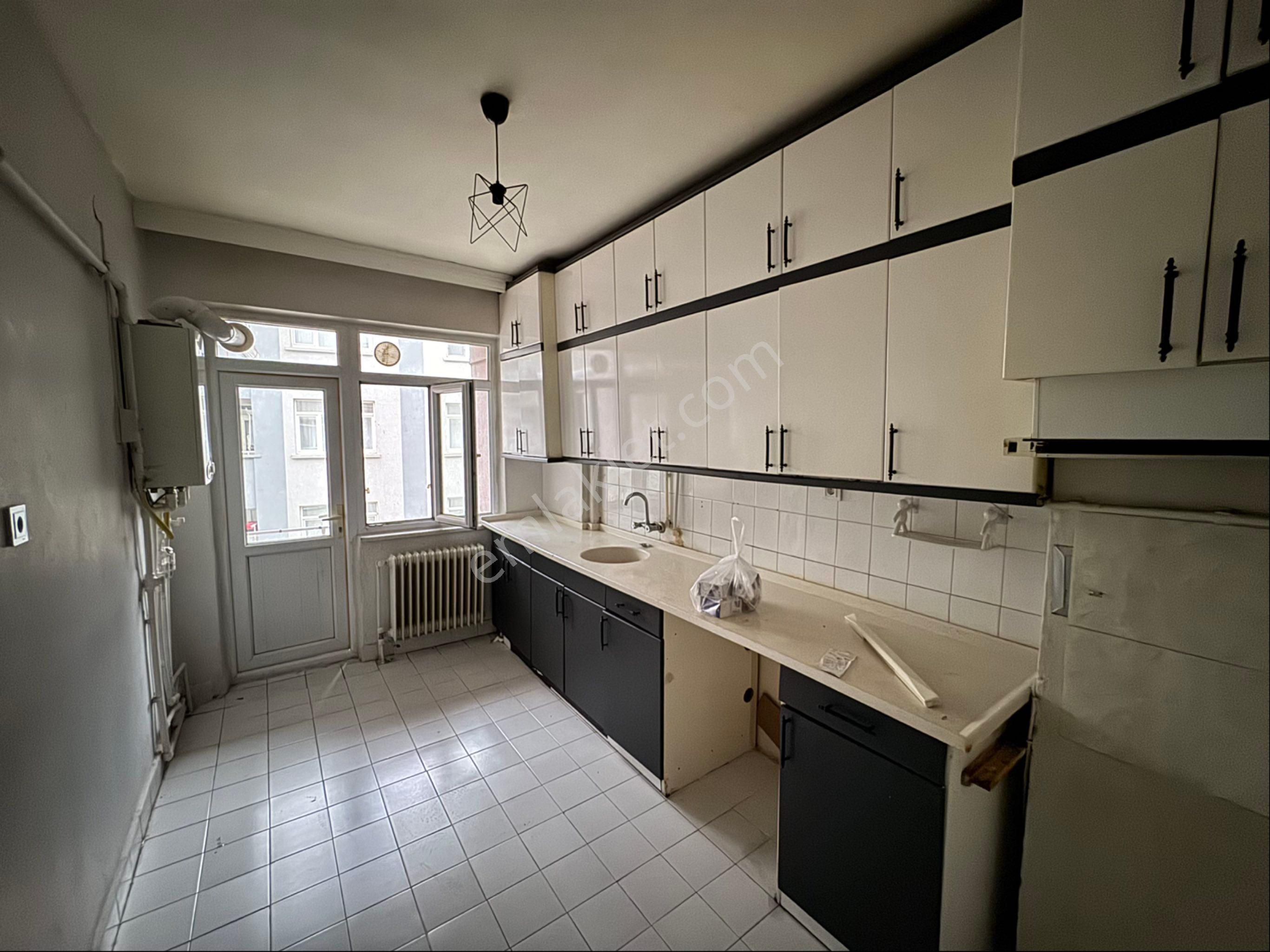 A-k Emlaktan Altunkalem Mah 3+1 Ara Kat Kiralık Daire - Görsel 9