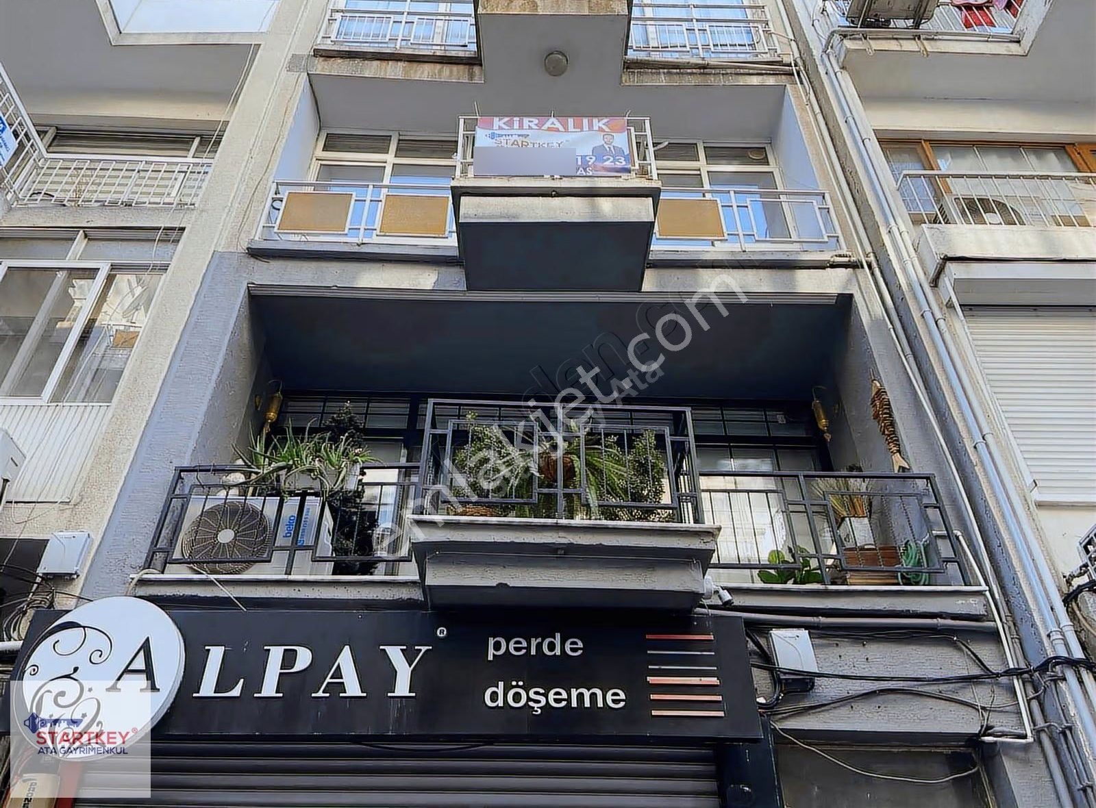 Karşıyaka Donanmacı Mahallesi Çarşı İçinde 2+1 Kiralık Daire