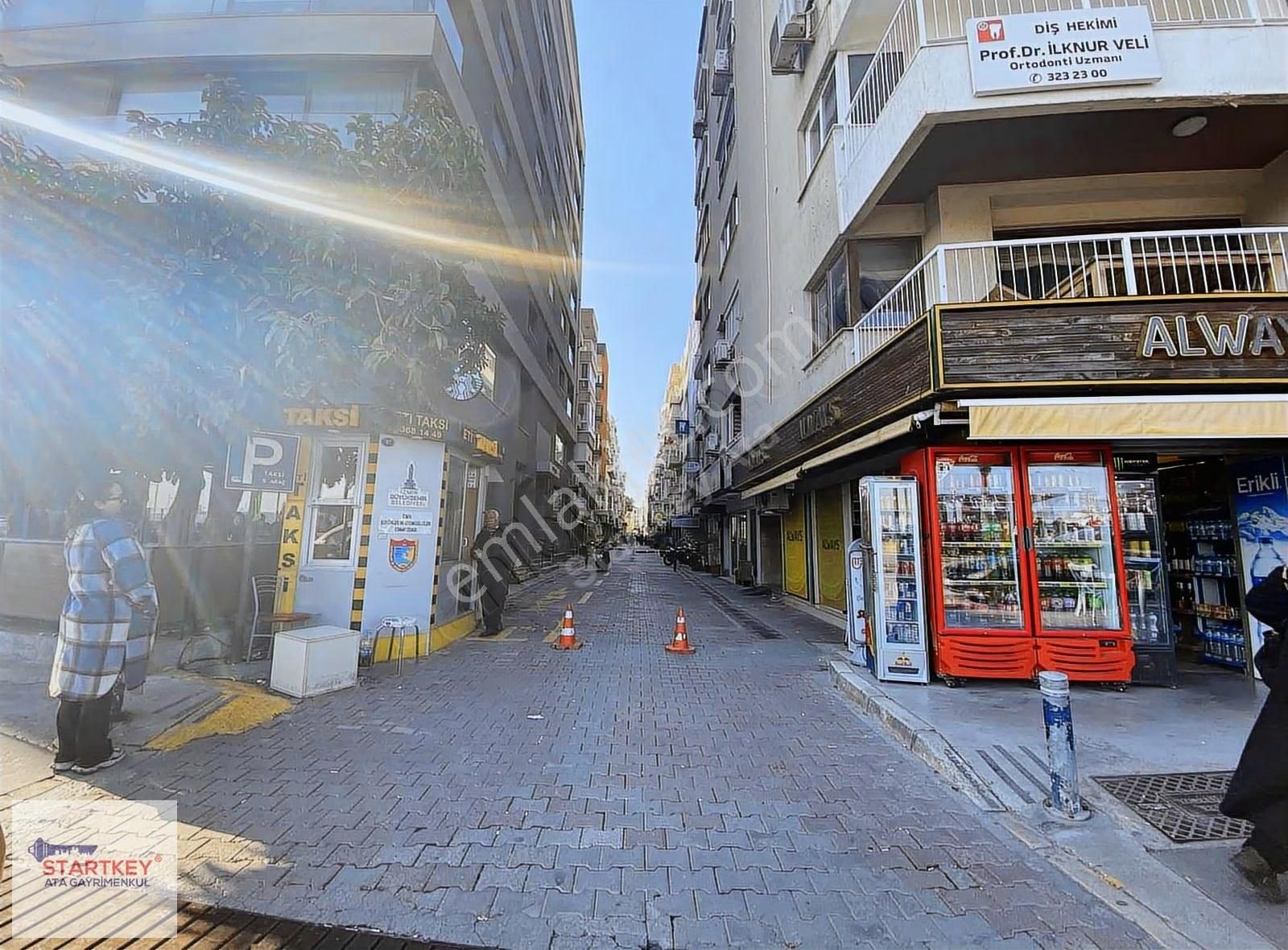 Karşıyaka Donanmacı Mahallesi Çarşı İçinde 2+1 Kiralık Daire - Görsel 33