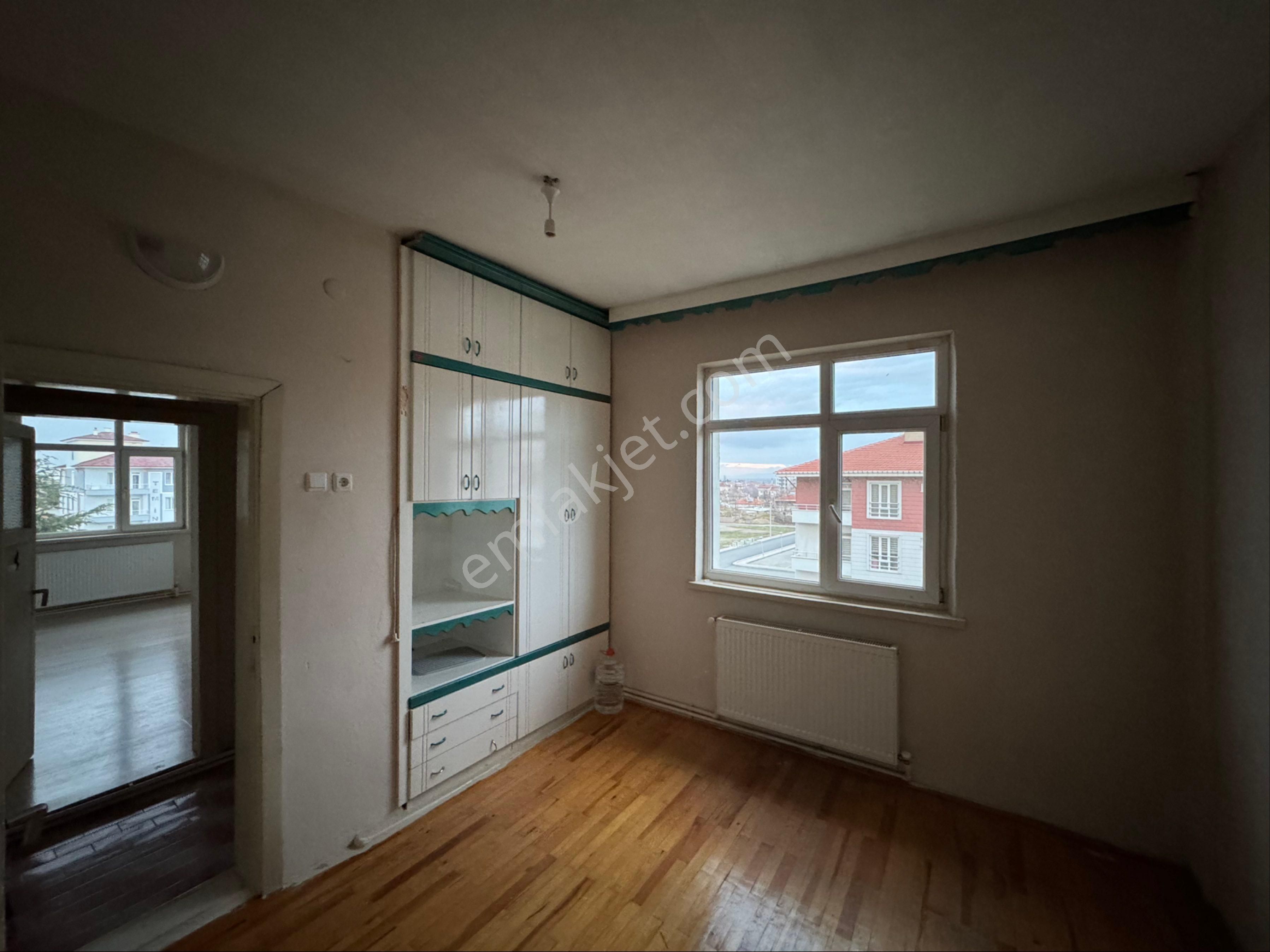 A-k Emlaktan İstasyon Mah 3+1 Kombili Mantolu Kiralık Daire - Görsel 22