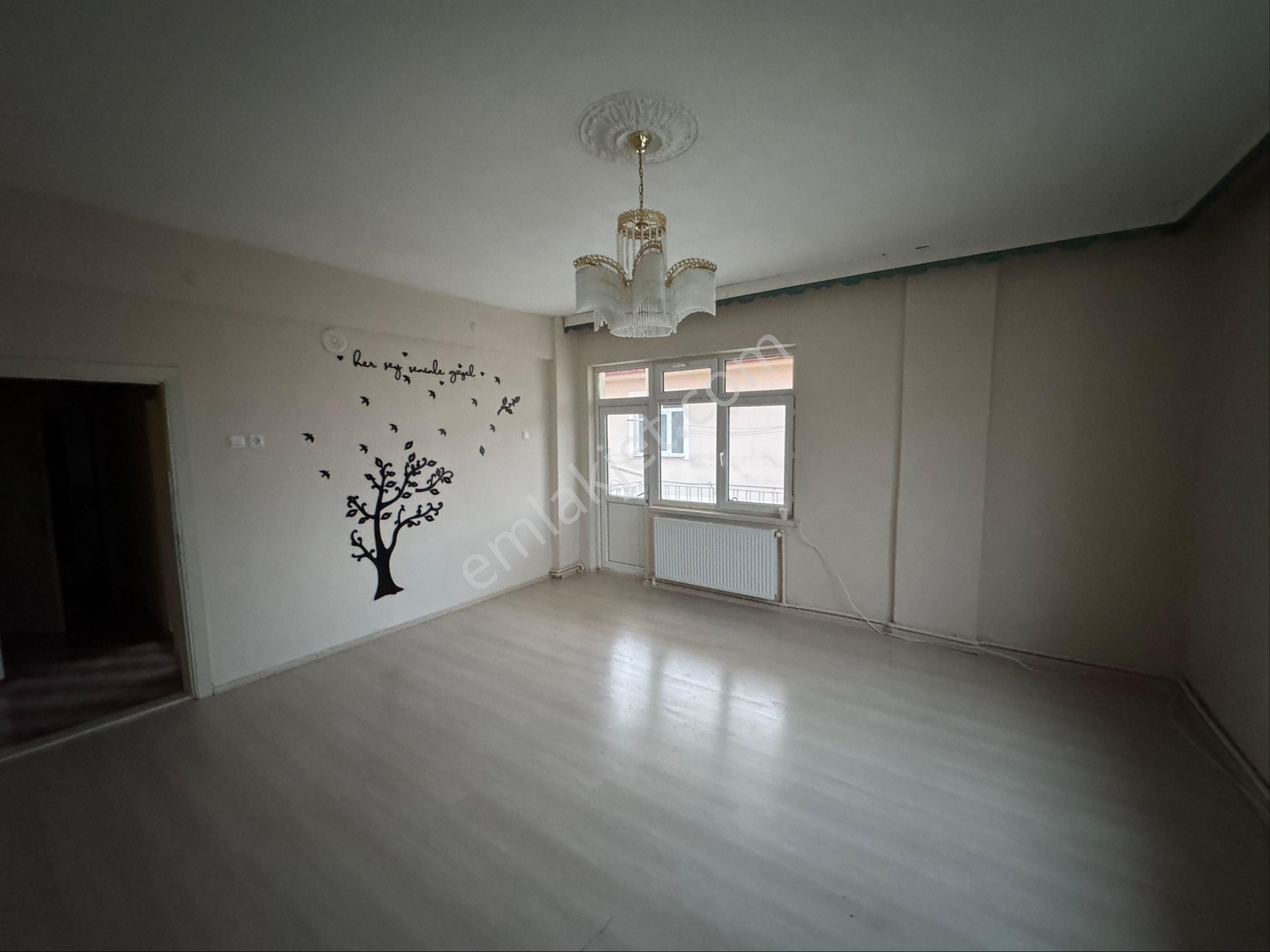 A-k Emlaktan İstasyon Mah 3+1 Kombili Mantolu Kiralık Daire - Görsel 4