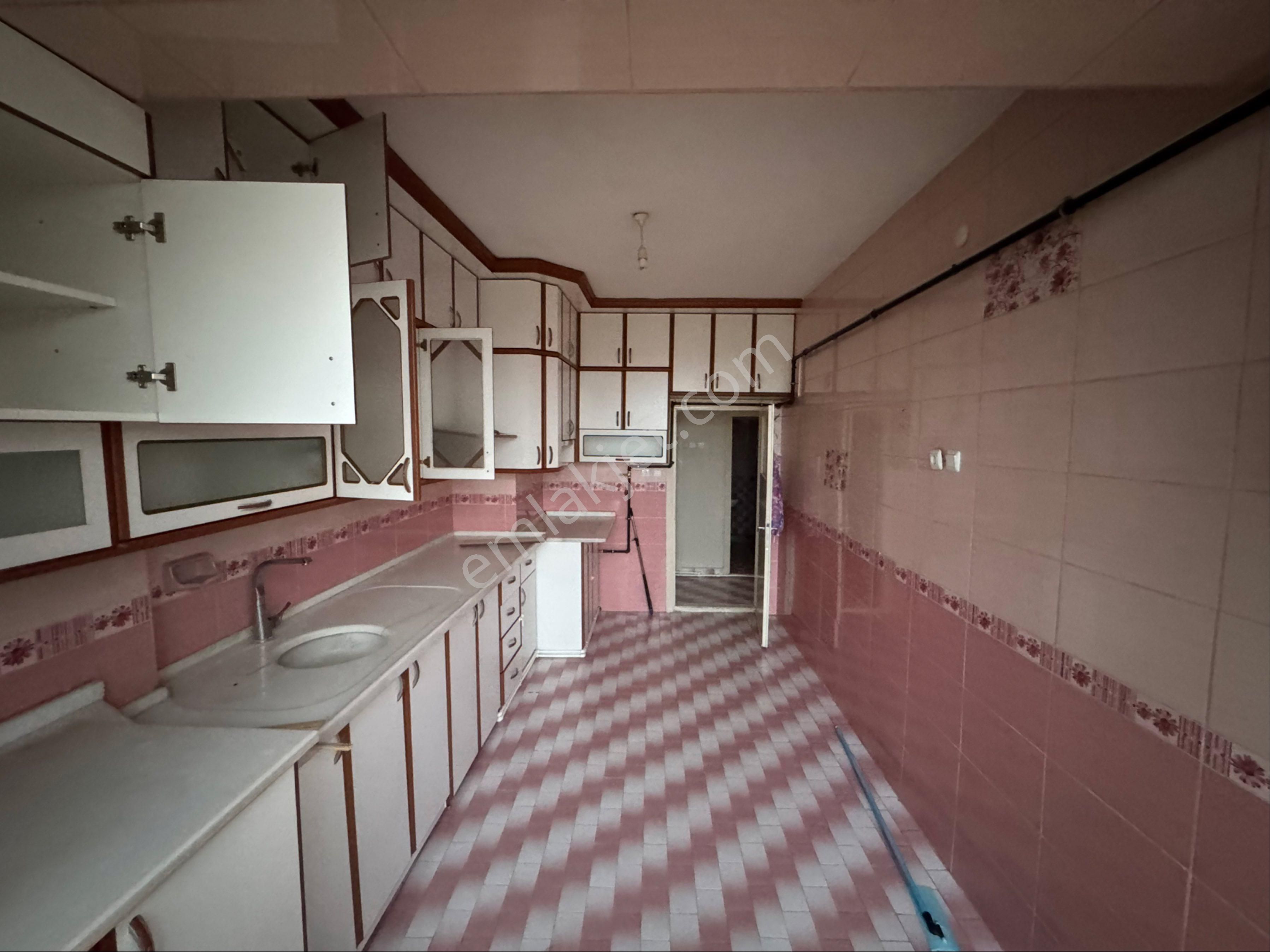 A-k Emlaktan İstasyon Mah 3+1 Kombili Mantolu Kiralık Daire - Görsel 15