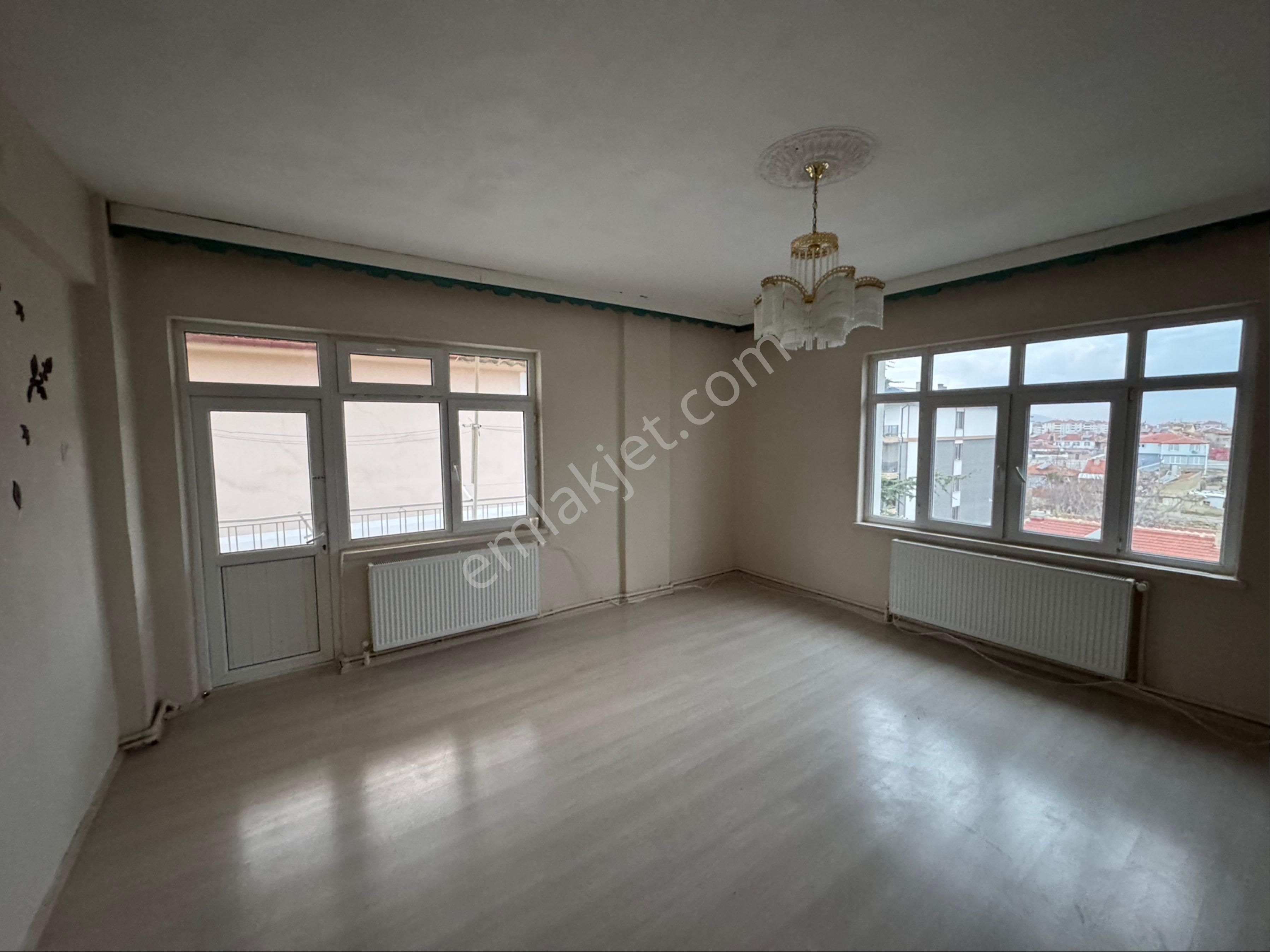 A-k Emlaktan İstasyon Mah 3+1 Kombili Mantolu Kiralık Daire - Görsel 7