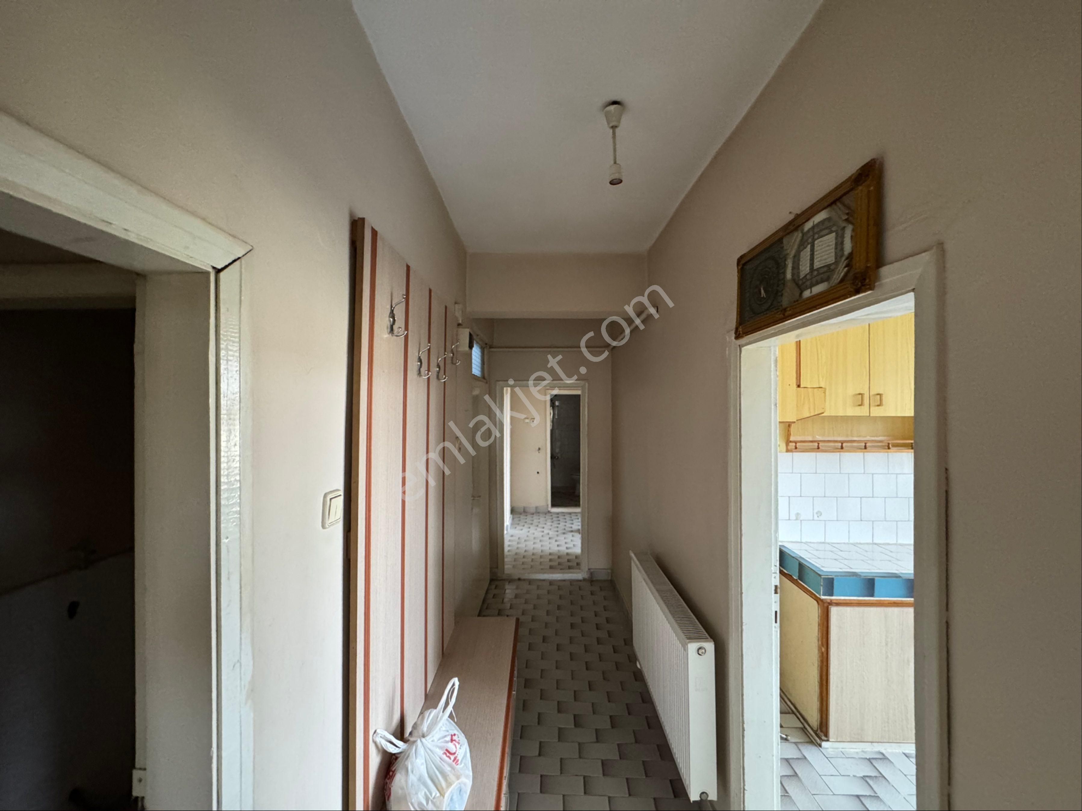 A-k Emlaktan İstasyon Mah Cadde Cephe 2+1 Kombili Mantolu Kiralı - Görsel 9