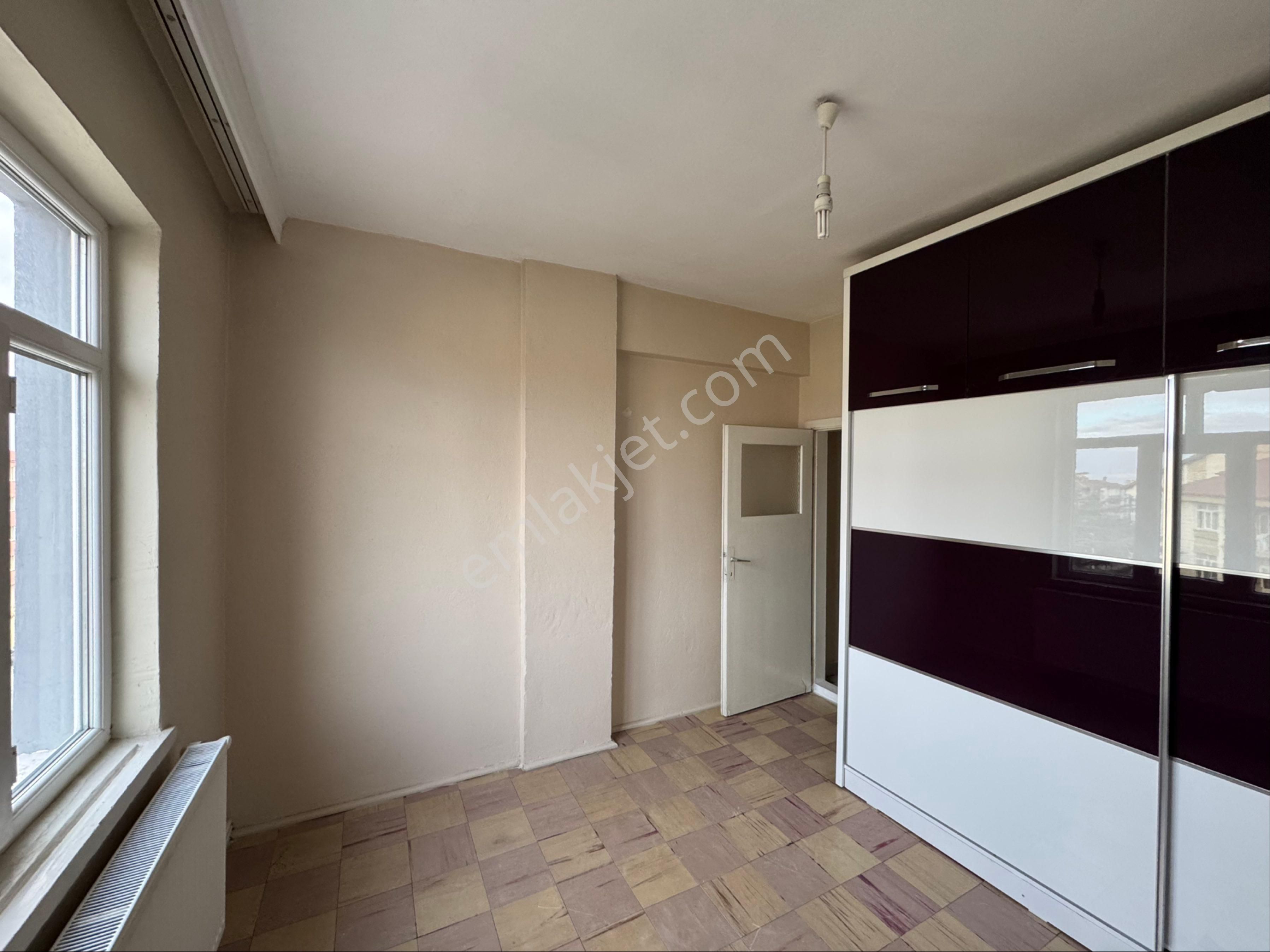 A-k Emlaktan İstasyon Mah Cadde Cephe 2+1 Kombili Mantolu Kiralı - Görsel 19