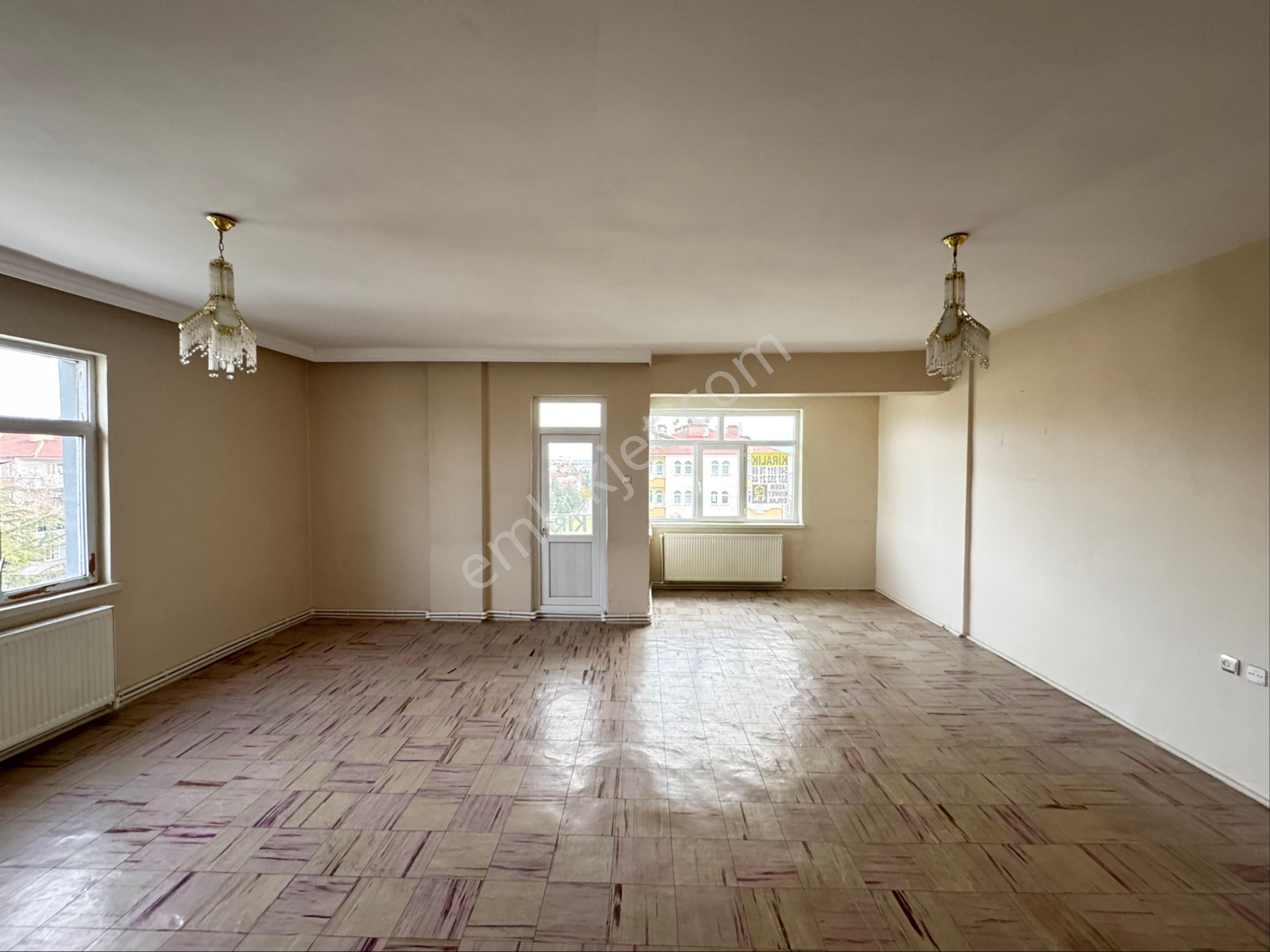 A-k Emlaktan İstasyon Mah Cadde Cephe 2+1 Kombili Mantolu Kiralı - Görsel 5