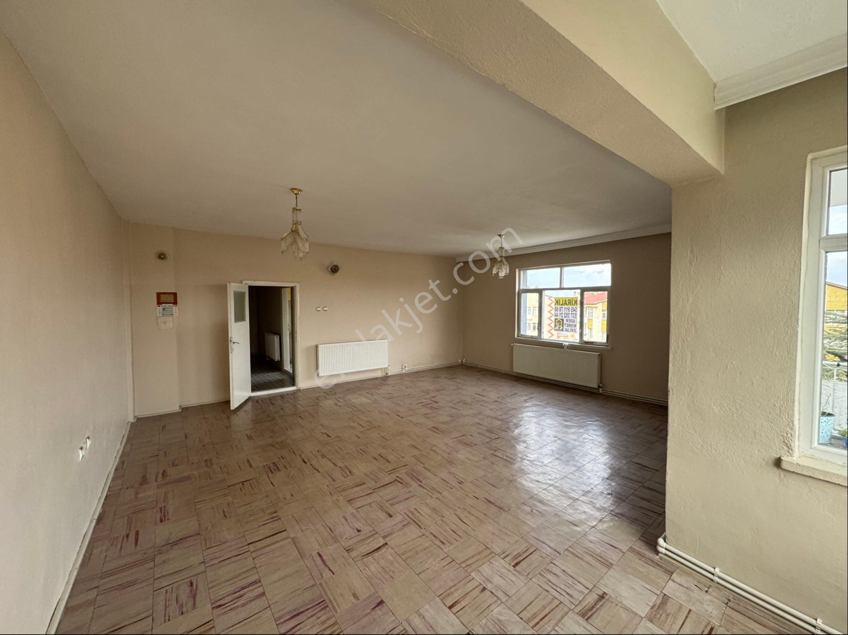 A-k Emlaktan İstasyon Mah Cadde Cephe 2+1 Kombili Mantolu Kiralı - Görsel 6