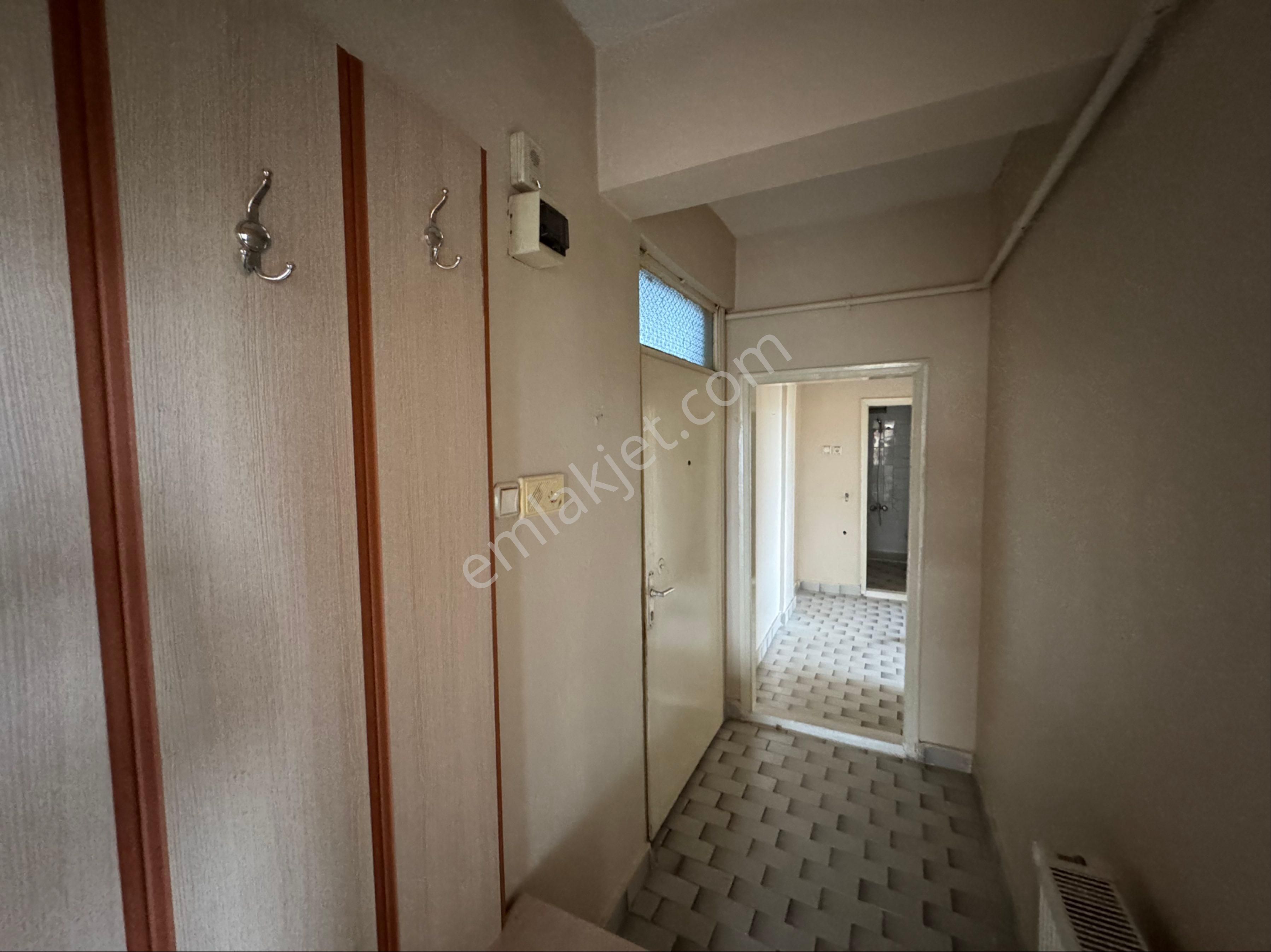 A-k Emlaktan İstasyon Mah Cadde Cephe 2+1 Kombili Mantolu Kiralı - Görsel 15