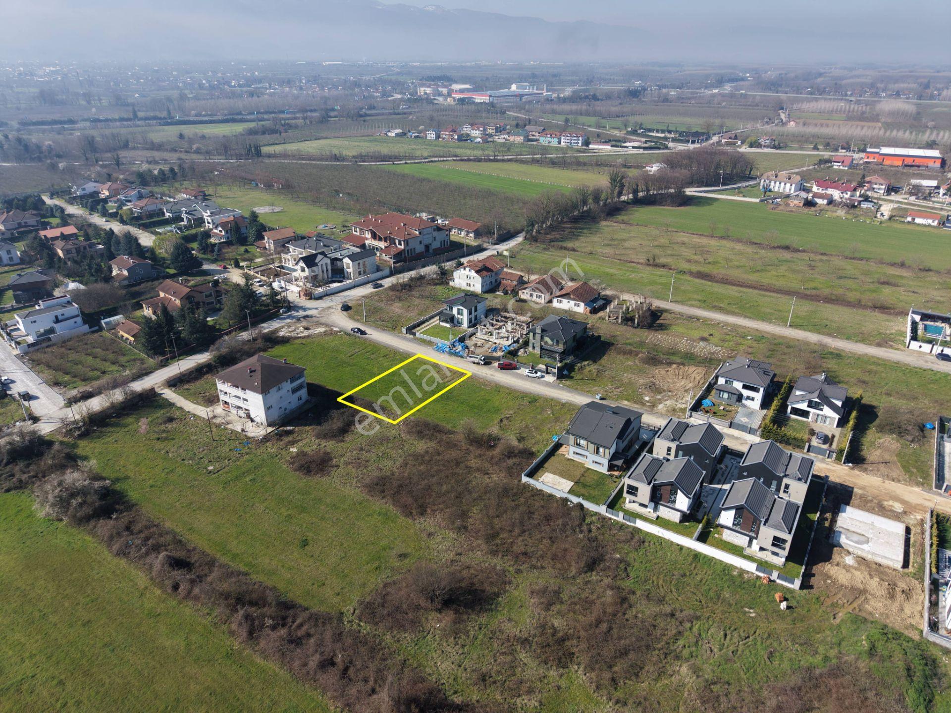 Şıralık Mahallesi'nde 560 M2 Satılık Villa İmarlı Arsa - Görsel 3