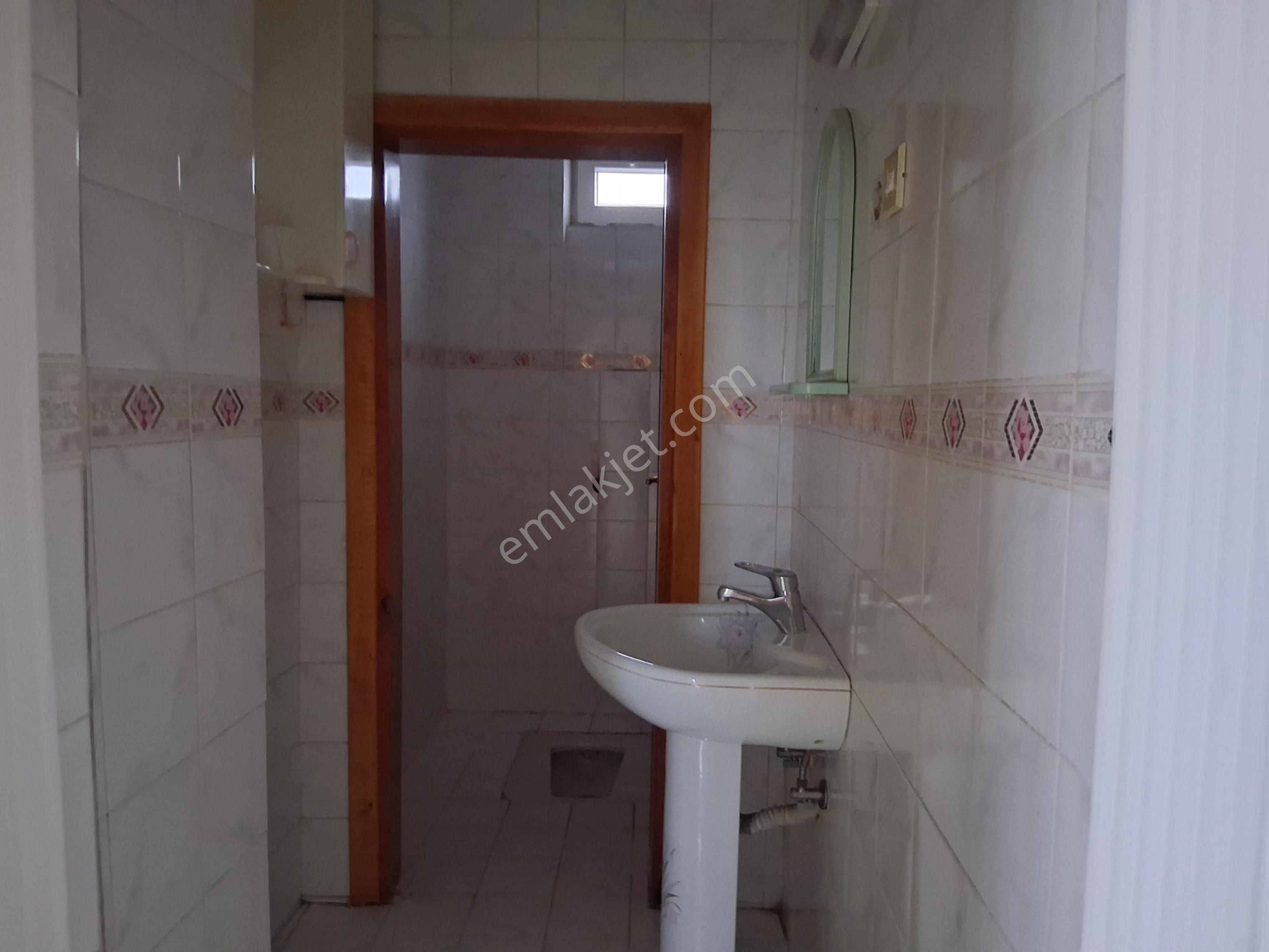 A-k Emlaktan İstasyon Mah Cadde Cephe 3+1 Kombili Kiralık Daire - Görsel 3