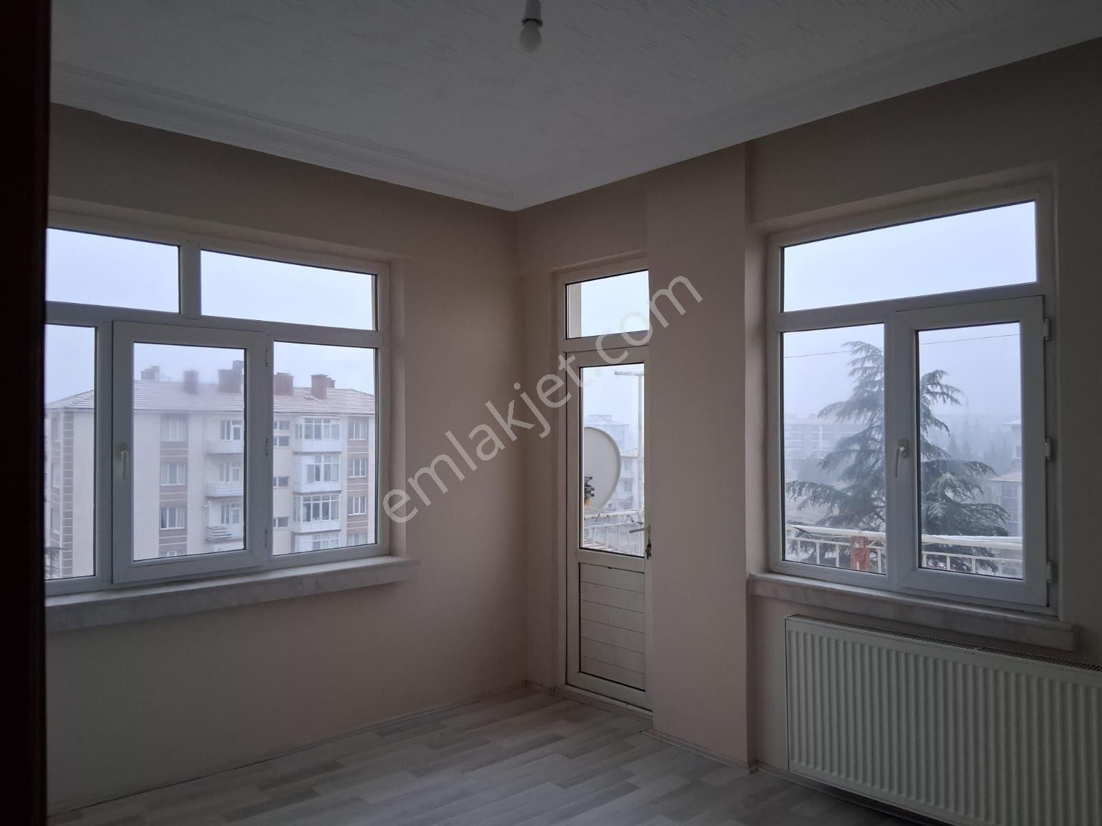 A-k Emlaktan İstasyon Mah Cadde Cephe 3+1 Kombili Kiralık Daire - Görsel 7