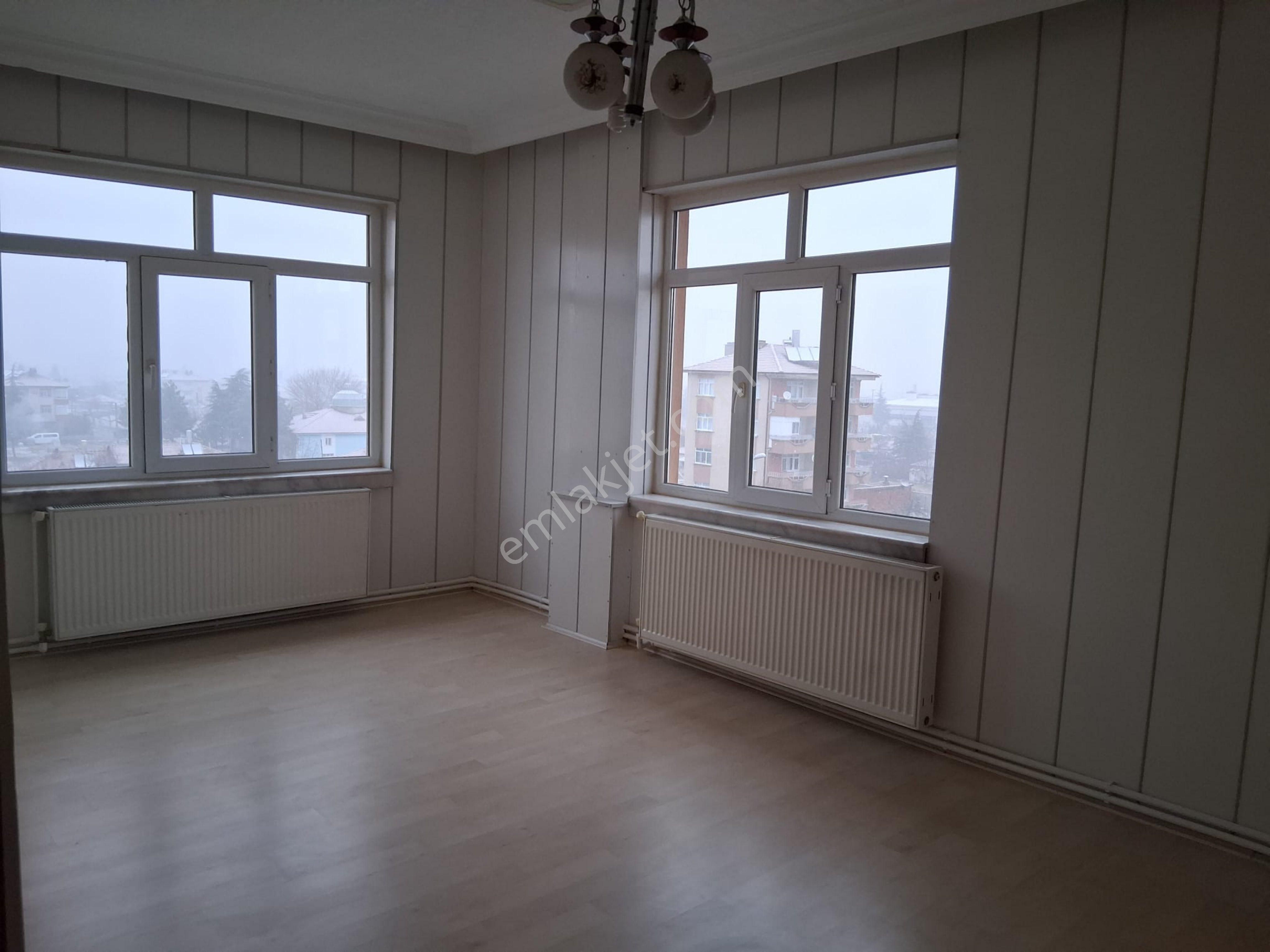 A-k Emlaktan İstasyon Mah Cadde Cephe 3+1 Kombili Kiralık Daire - Görsel 5