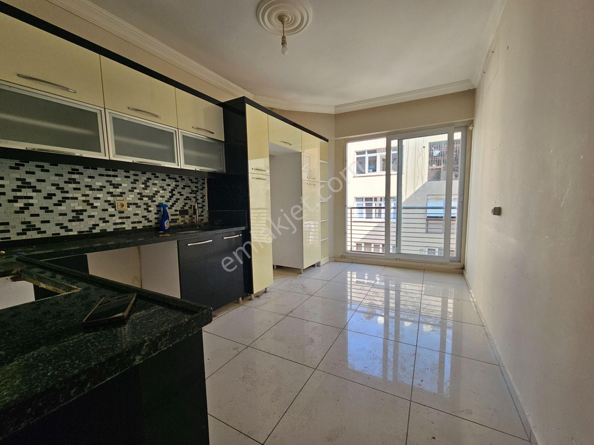 Mersin Mezitli Fatih Mah. Gmk Cepheli Kiralık 3+1 Daire - Görsel 9