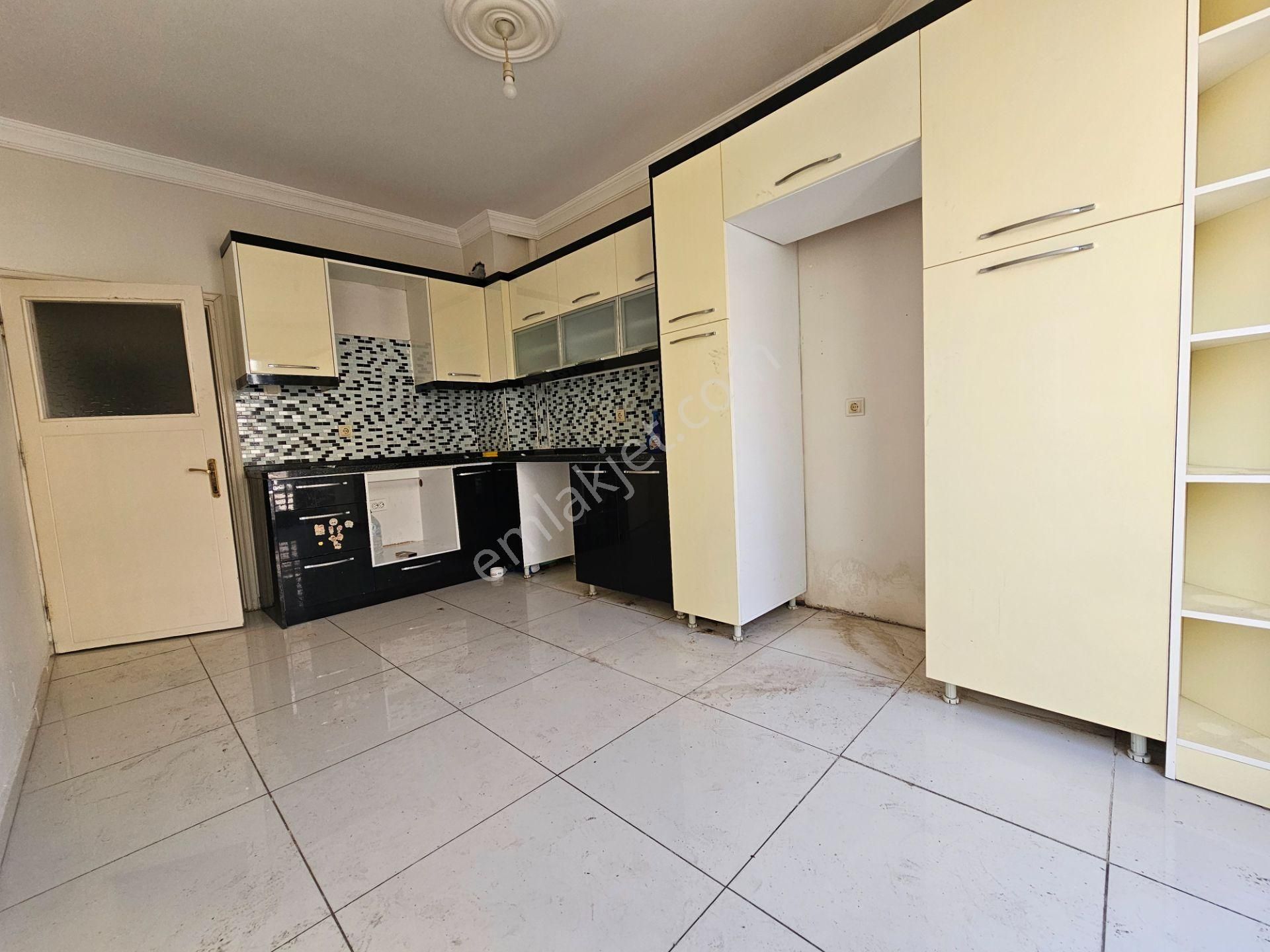 Mersin Mezitli Fatih Mah. Gmk Cepheli Kiralık 3+1 Daire - Görsel 11