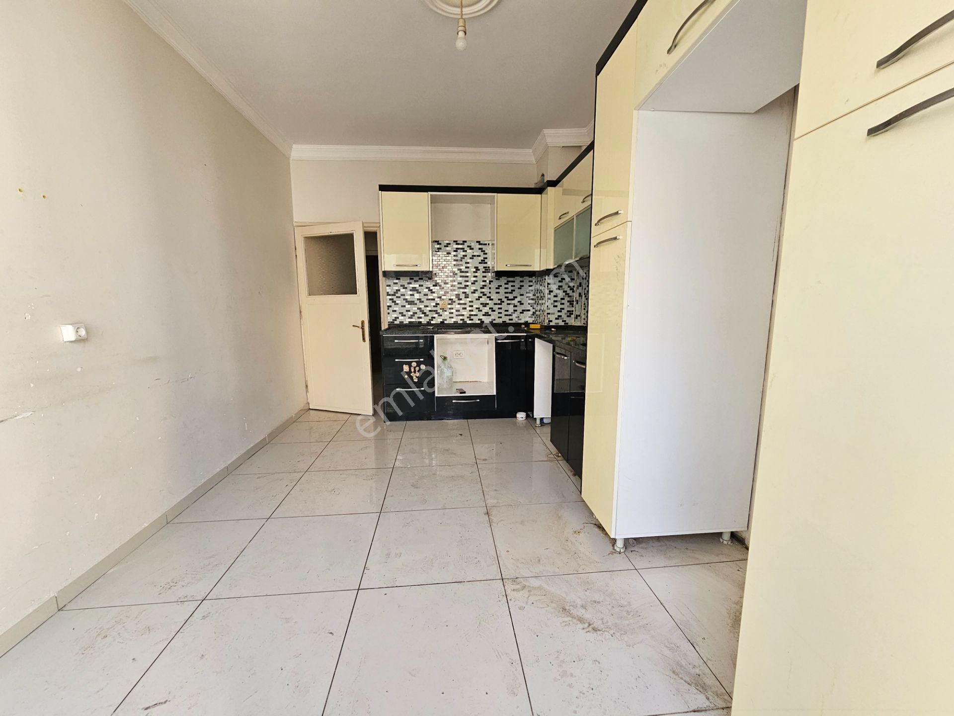 Mersin Mezitli Fatih Mah. Gmk Cepheli Kiralık 3+1 Daire - Görsel 8