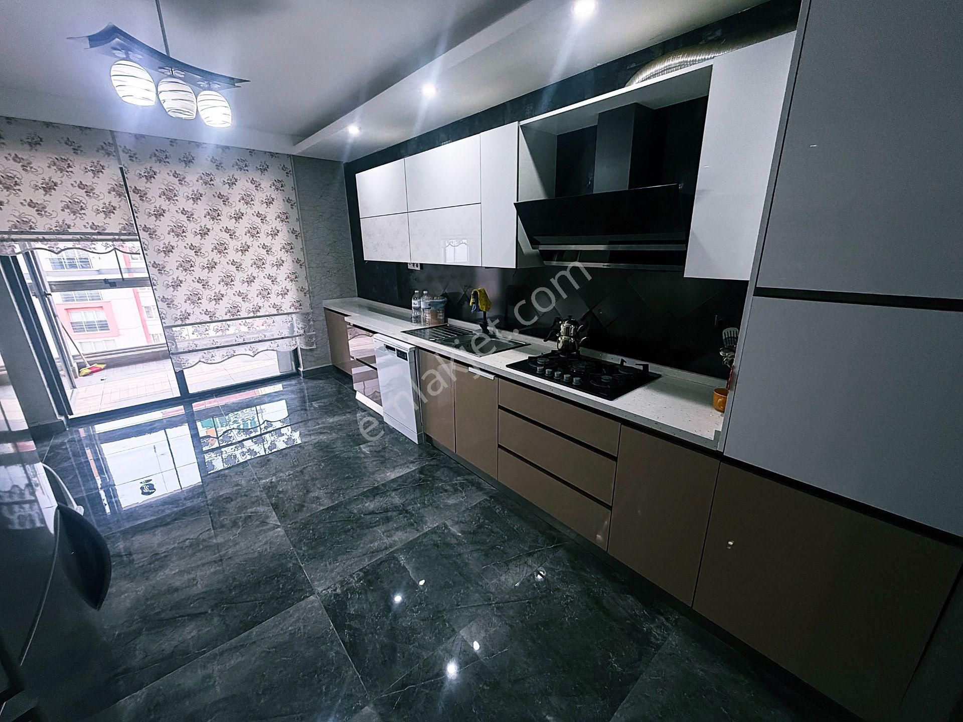 Cihandan Sancaktepe Arpaçay Sok Da Ultra Lüks 4+1 Satlık Daire