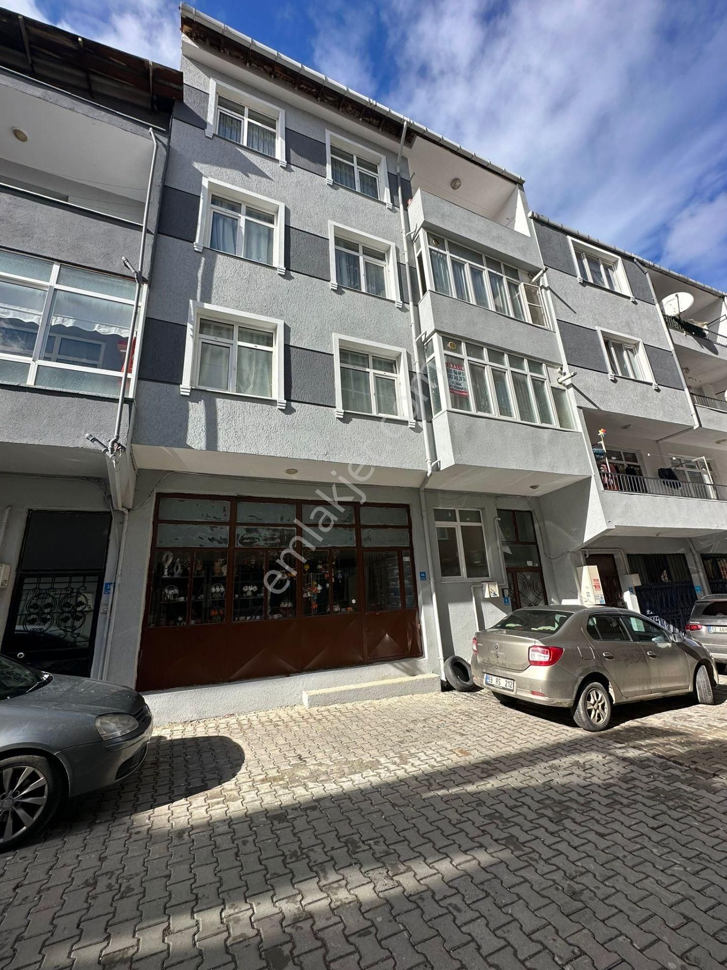 100.yıl Mahallesi Talih Sokak Kiralık 3+1 Kiralık Daire Eşyalı