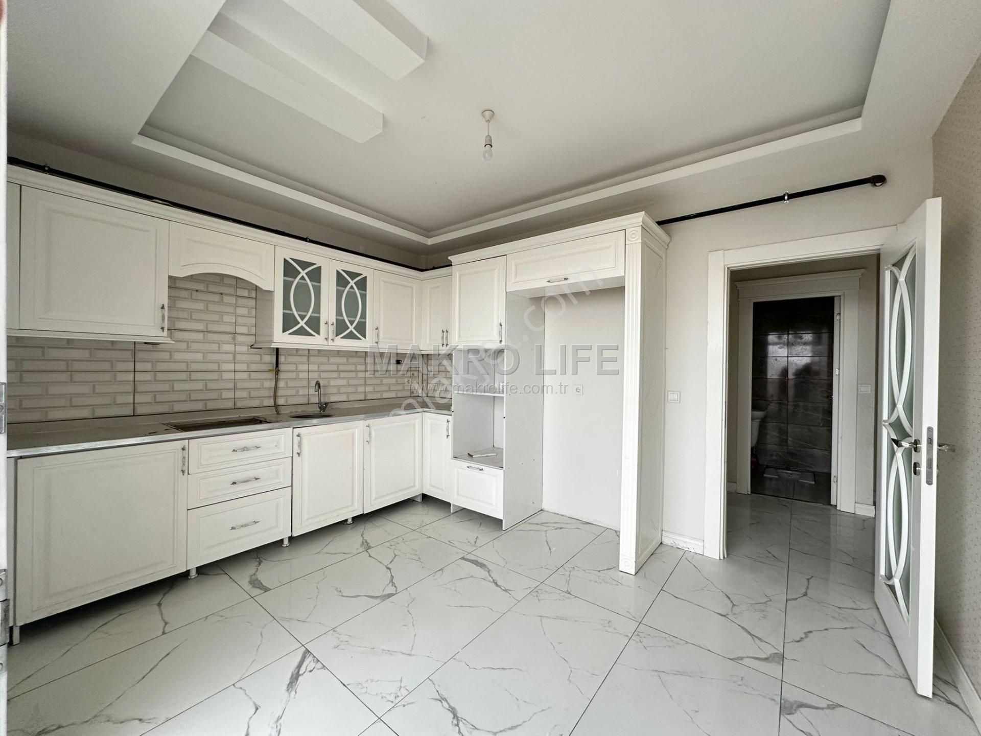 Yetişen Alır' Bağcılar Nevruz Alanı Yanına 2+1 Lüks Dairemiz Satılıktır