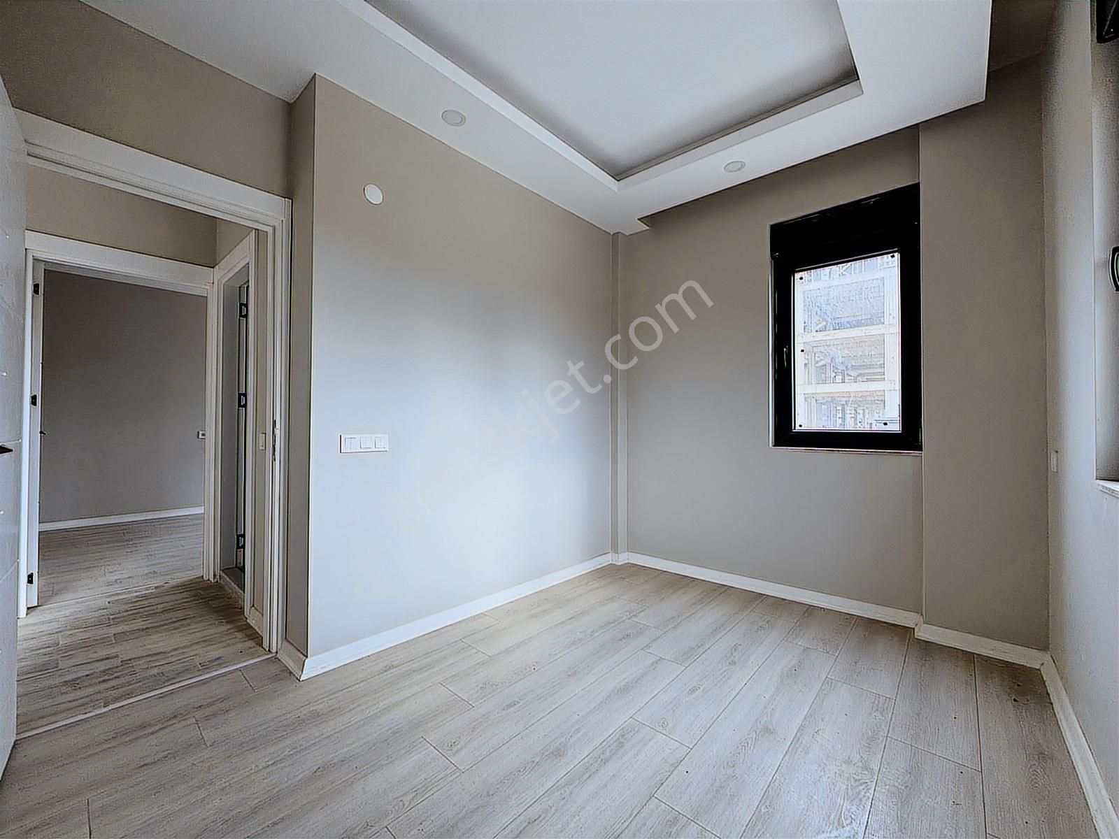 Uğur Kurtulmuş'tan Kapalı Otoparklı Sitede Satılık 2+1 Daire - Görsel 6