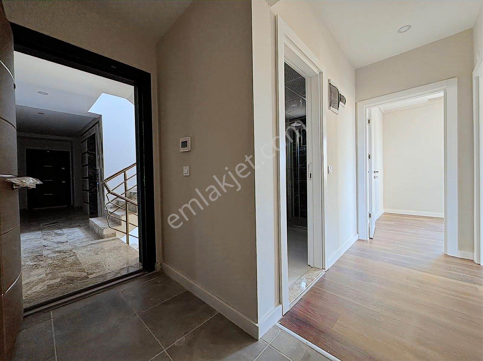 Uğur Kurtulmuş'tan 40 Lık Yol Üzerinde Kiralık 1+1 Arakat Daire - Görsel 12