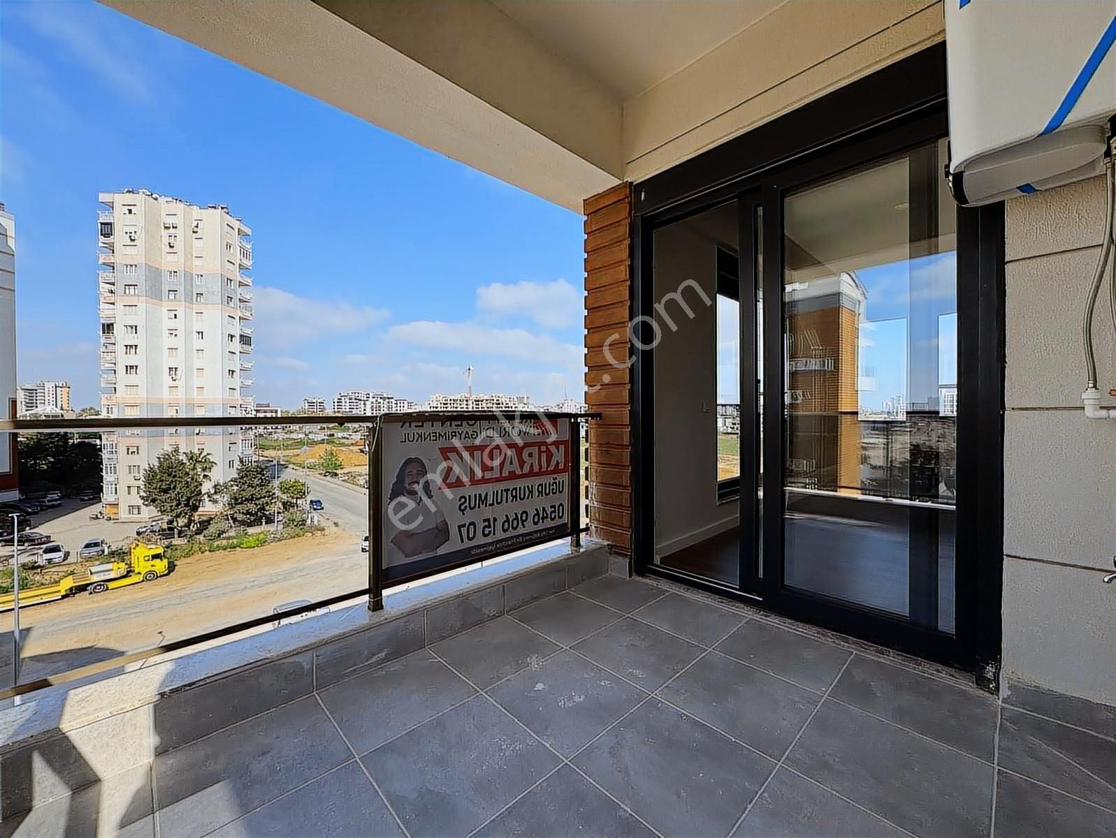 Uğur Kurtulmuş'tan 40 Lık Yol Üzerinde Kiralık 1+1 Arakat Daire - Görsel 8