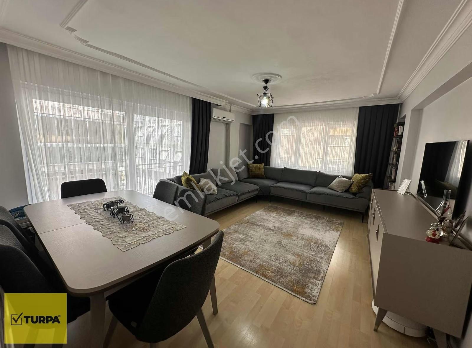 Turpa Balçovadan Merkezi Ara Kat 2+1 Satılık Daire