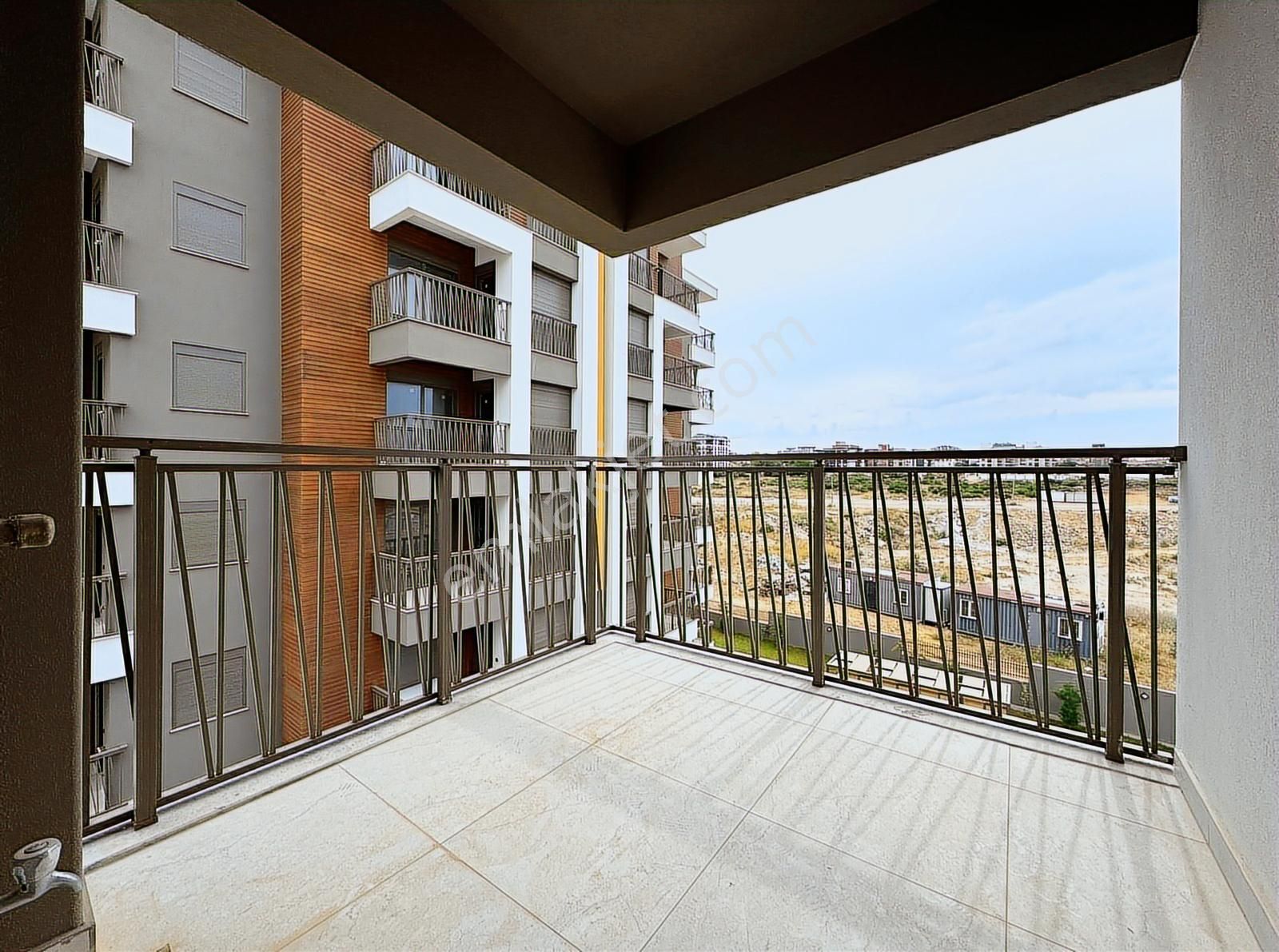 Uğur Kurtulmuş'tan Ebeveyn Banyolu Kiralık 2+1 Daire - Görsel 12