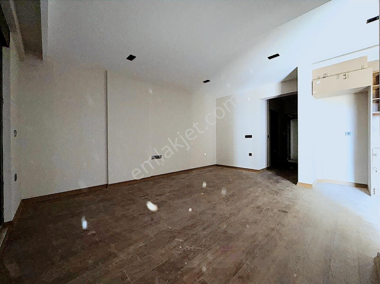 Uğur Kurtulmuş'tan Ebeveyn Banyolu Kiralık 2+1 Daire - Görsel 8