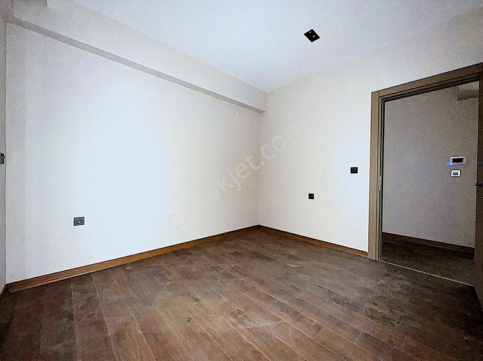 Uğur Kurtulmuş'tan Ebeveyn Banyolu Kiralık 2+1 Daire - Görsel 7