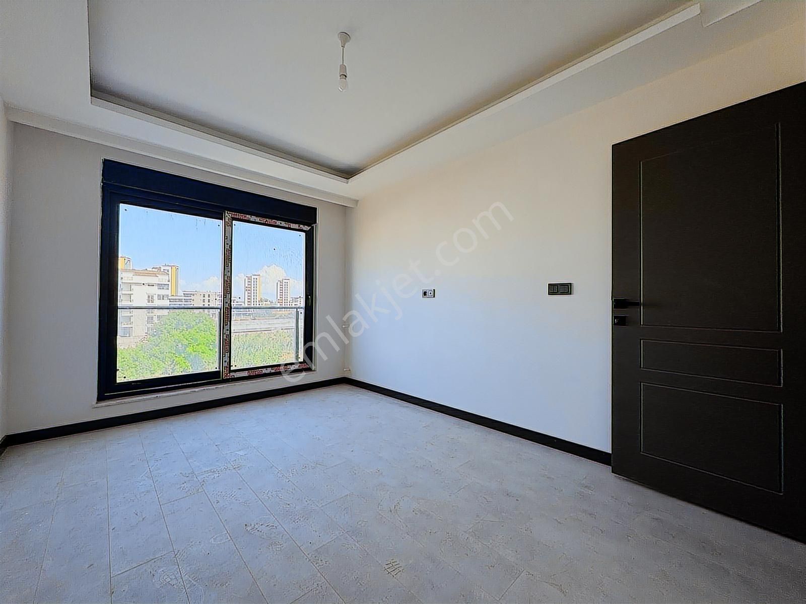 Uğur Kurtulmuş'tan Oturuma Hazır Satılık 1+1 Daire - Görsel 8