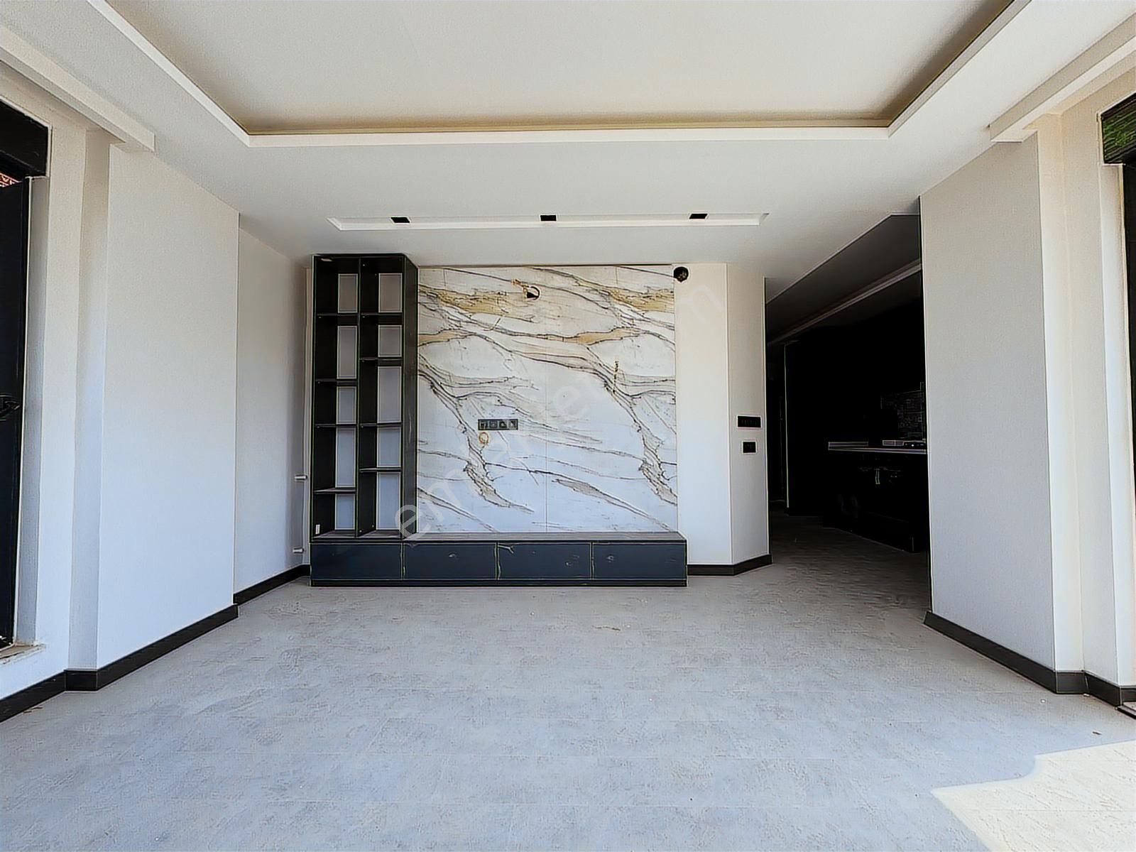 Uğur Kurtulmuş'tan Oturuma Hazır Satılık 1+1 Daire - Görsel 14