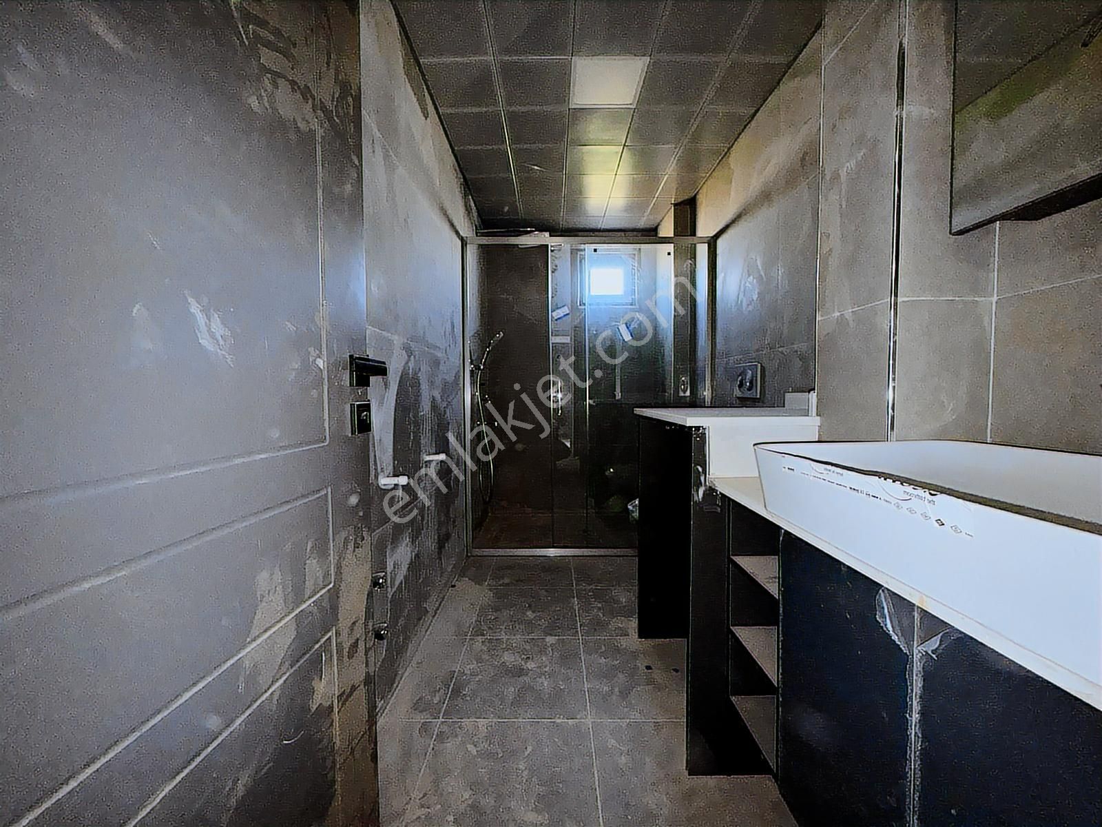 Uğur Kurtulmuş'tan Oturuma Hazır Satılık 1+1 Daire - Görsel 10