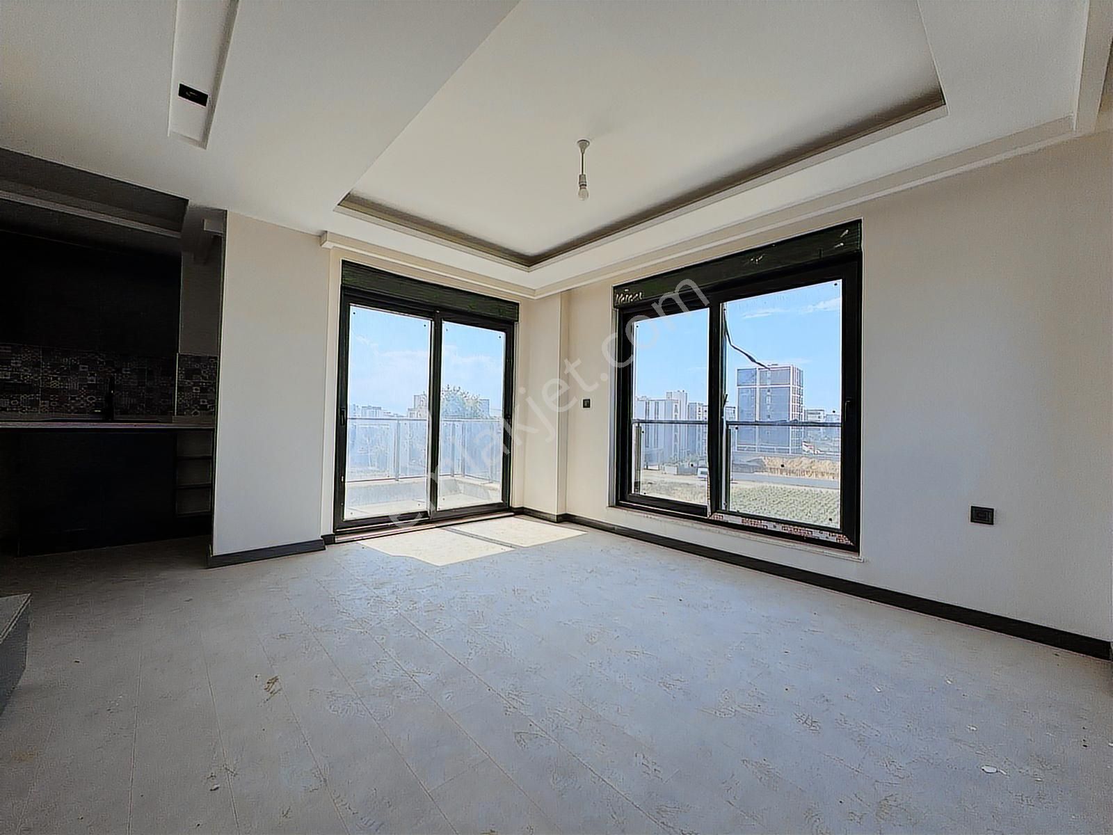 Uğur Kurtulmuş'tan Oturuma Hazır Satılık 1+1 Daire - Görsel 3