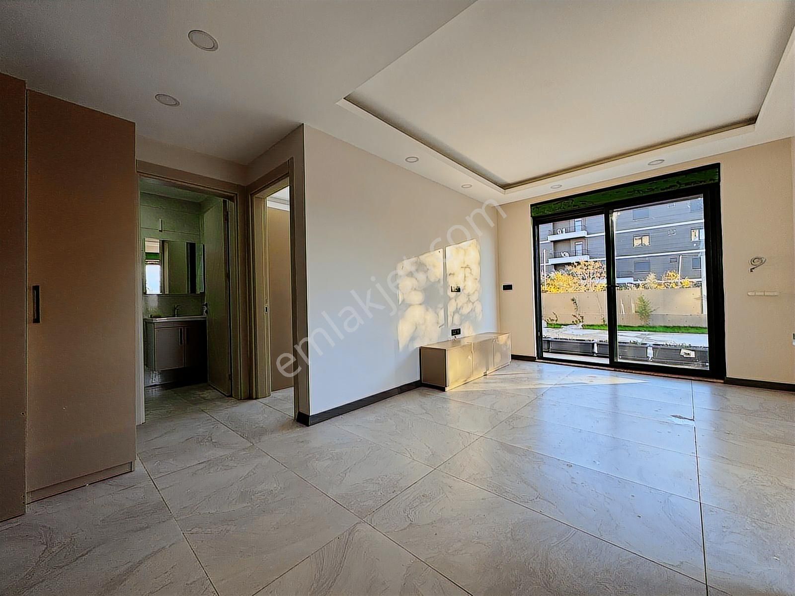 Uğur Kurtulmuş'tan Kapalı Otoparklı Sitede Yüksek Giriş 1+1 - Görsel 9