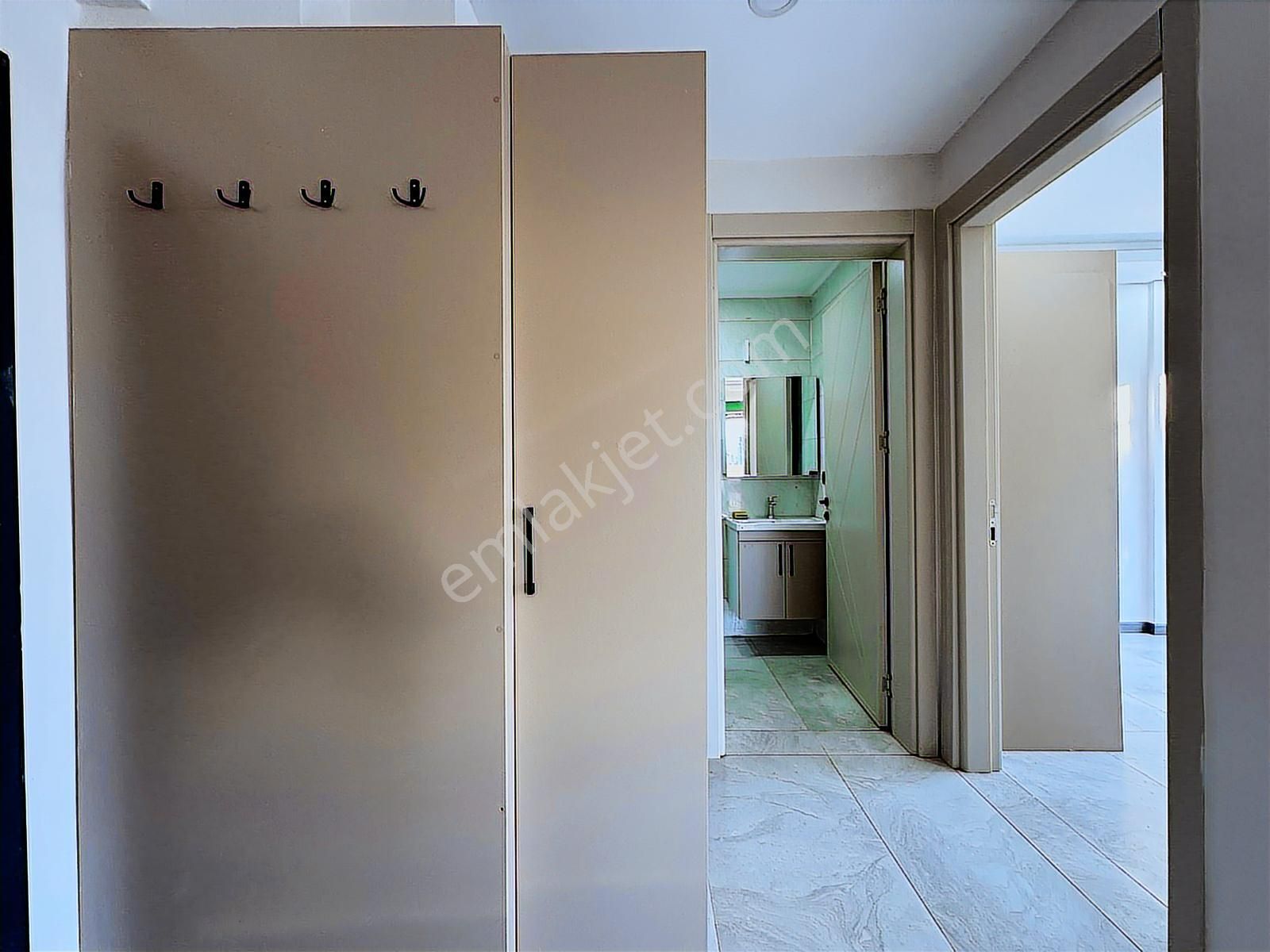 Uğur Kurtulmuş'tan Kapalı Otoparklı Sitede Yüksek Giriş 1+1 - Görsel 16