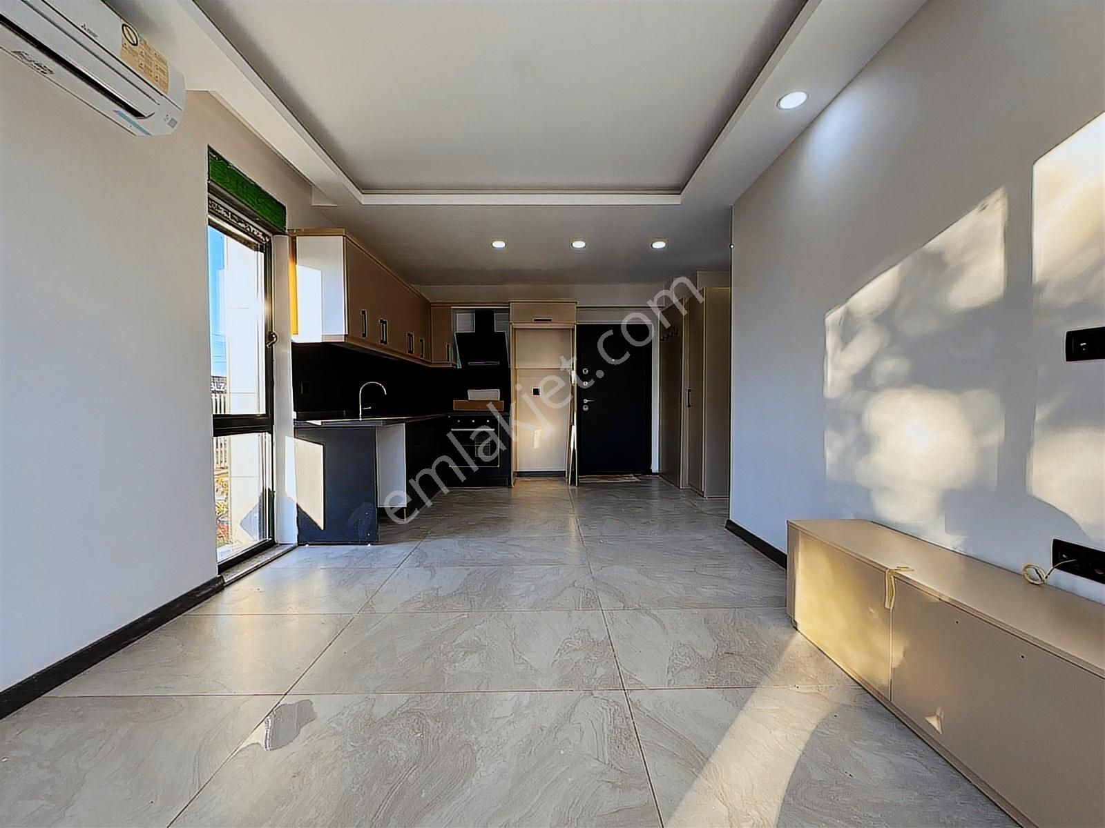 Uğur Kurtulmuş'tan Kapalı Otoparklı Sitede Yüksek Giriş 1+1 - Görsel 4