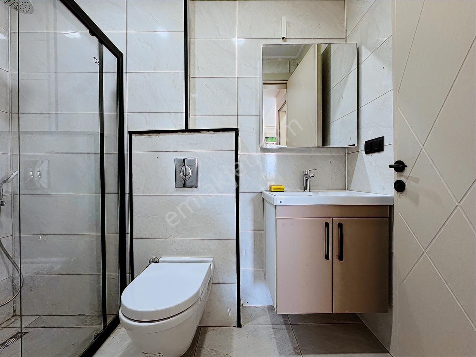 Uğur Kurtulmuş'tan Kapalı Otoparklı Sitede Yüksek Giriş 1+1 - Görsel 18