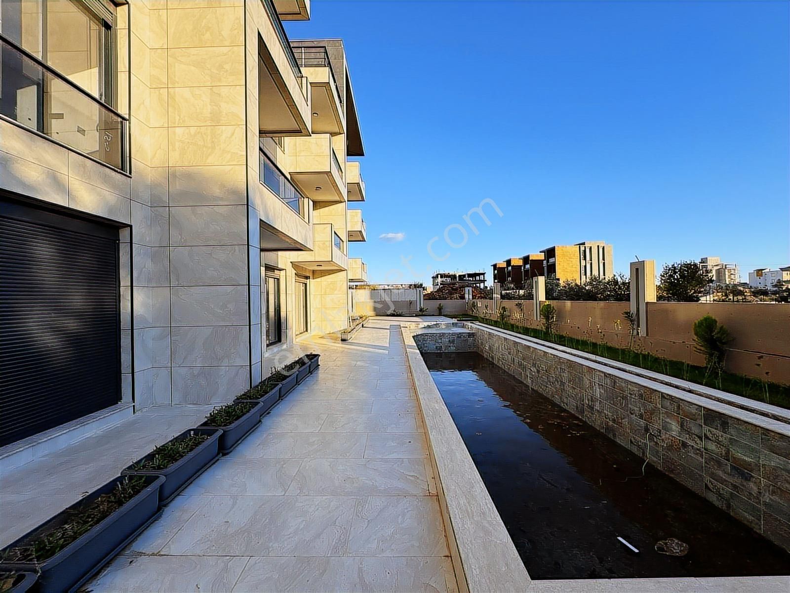 Uğur Kurtulmuş'tan Kapalı Otoparklı Sitede Yüksek Giriş 1+1 - Görsel 12