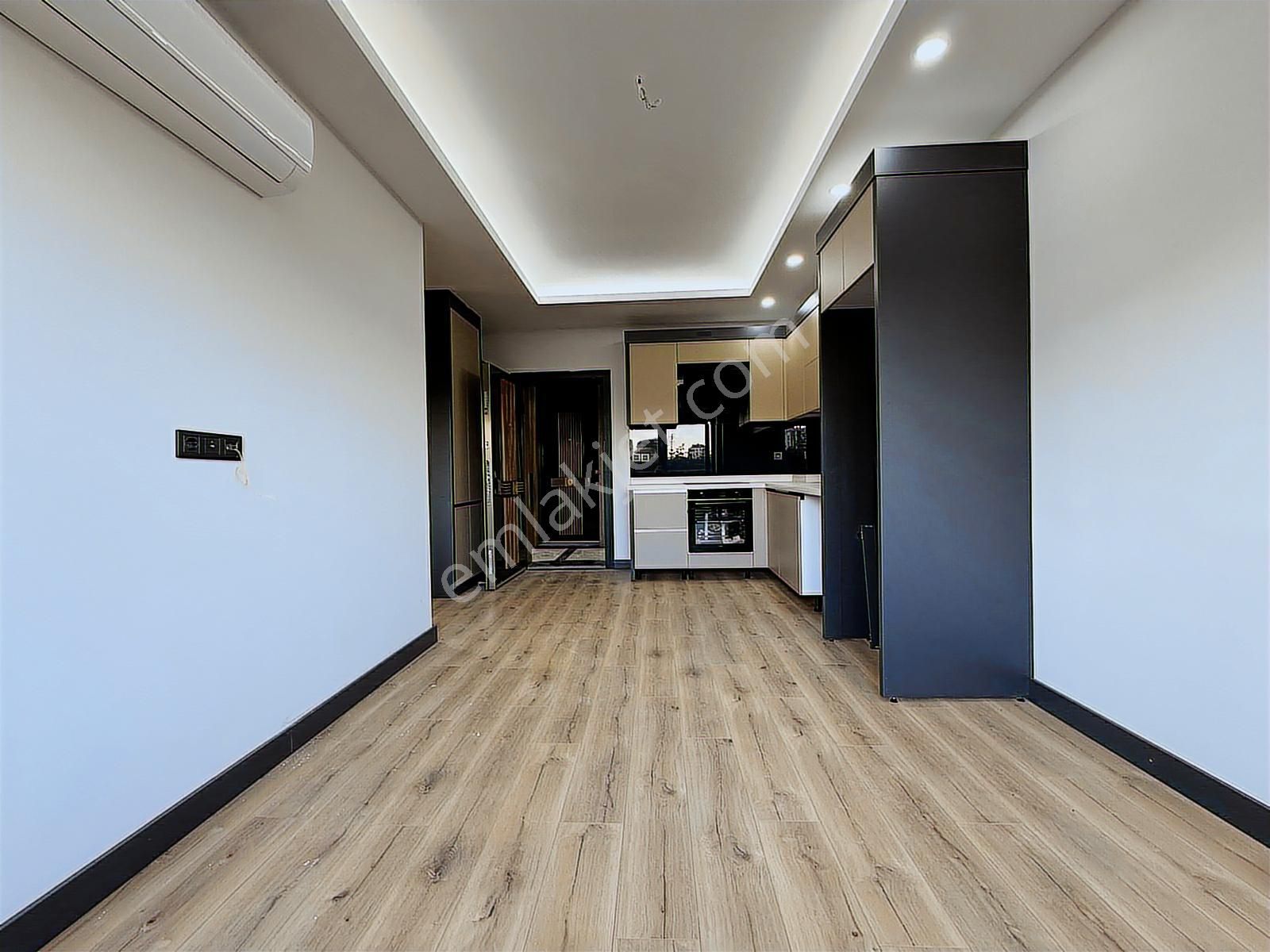 Uğur Kurtulmuş'tan Rüzgar Luxury 3'te 1+1 Bahçe Katı - Görsel 24