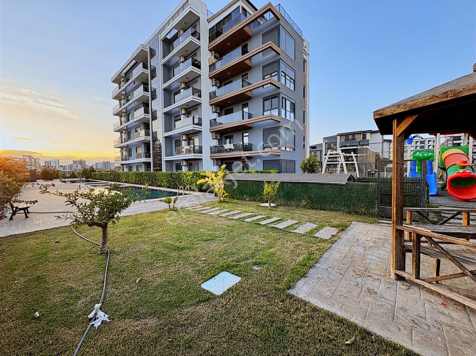 Uğur Kurtulmuş'tan Rüzgar Luxury 3'te 1+1 Bahçe Katı - Görsel 18