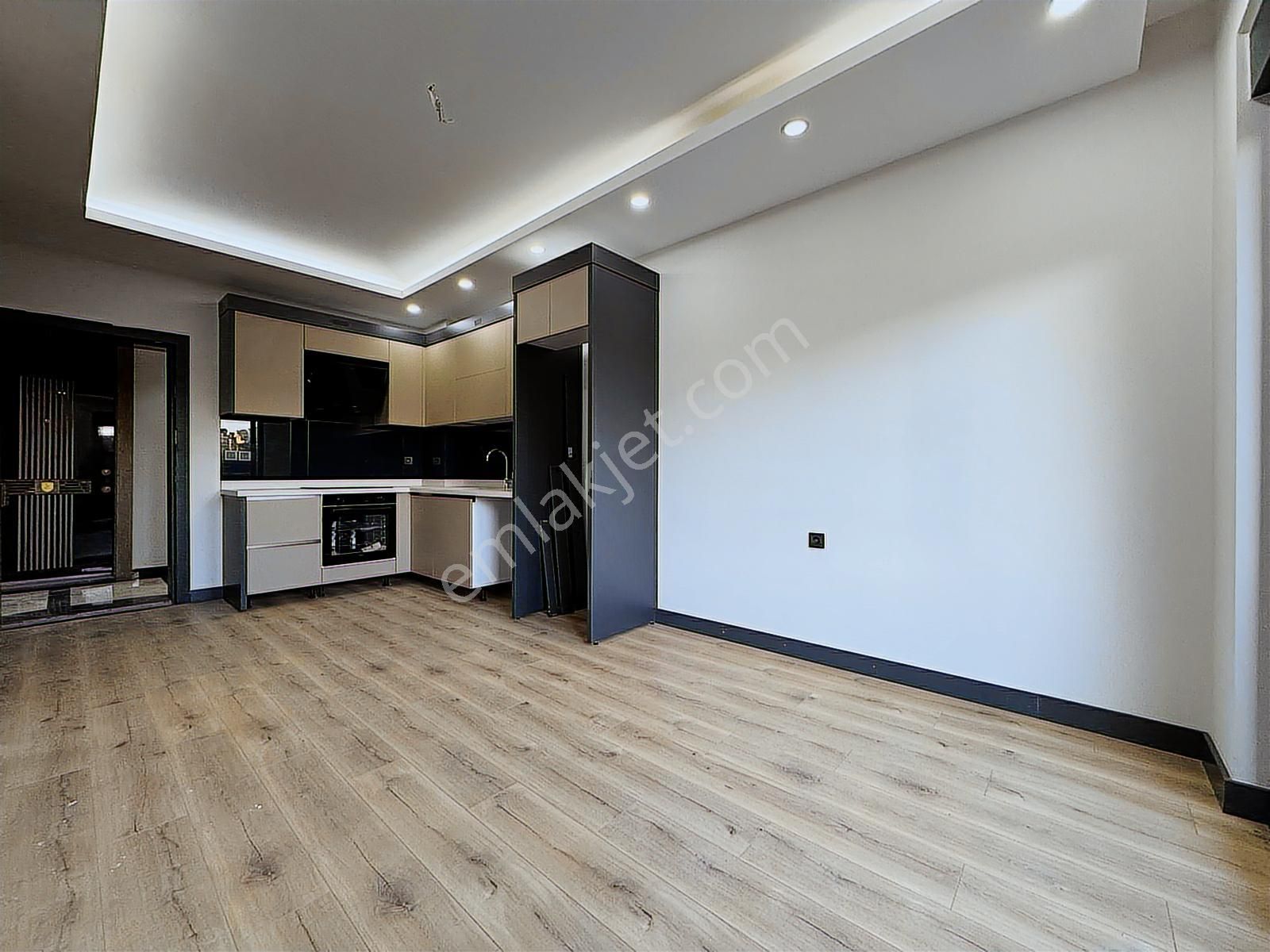 Uğur Kurtulmuş'tan Rüzgar Luxury 3'te 1+1 Bahçe Katı - Görsel 19