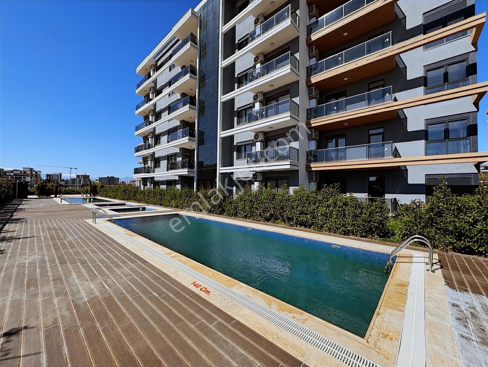 Uğur Kurtulmuş'tan Rüzgar Luxury 3'te 1+1 Bahçe Katı - Görsel 7